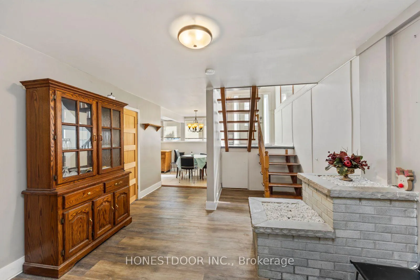 Photo 35 of 172 Casterton Avenue, Kingston, Central City West — HOMEH