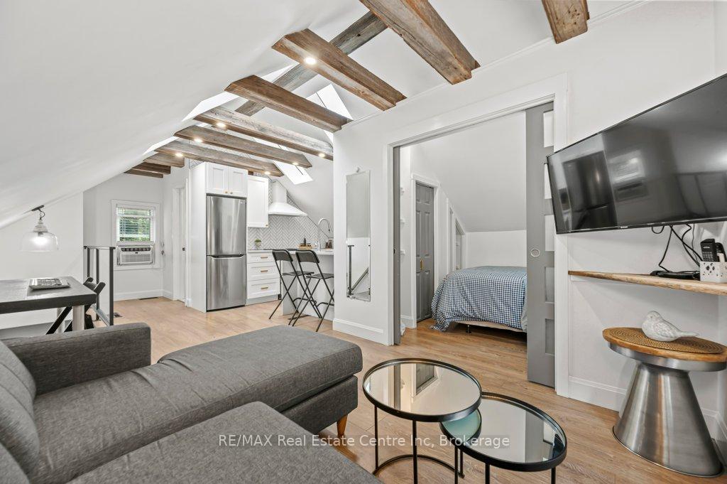 Photo 15 of 11 Mansion Street, Kitchener — HOMEH