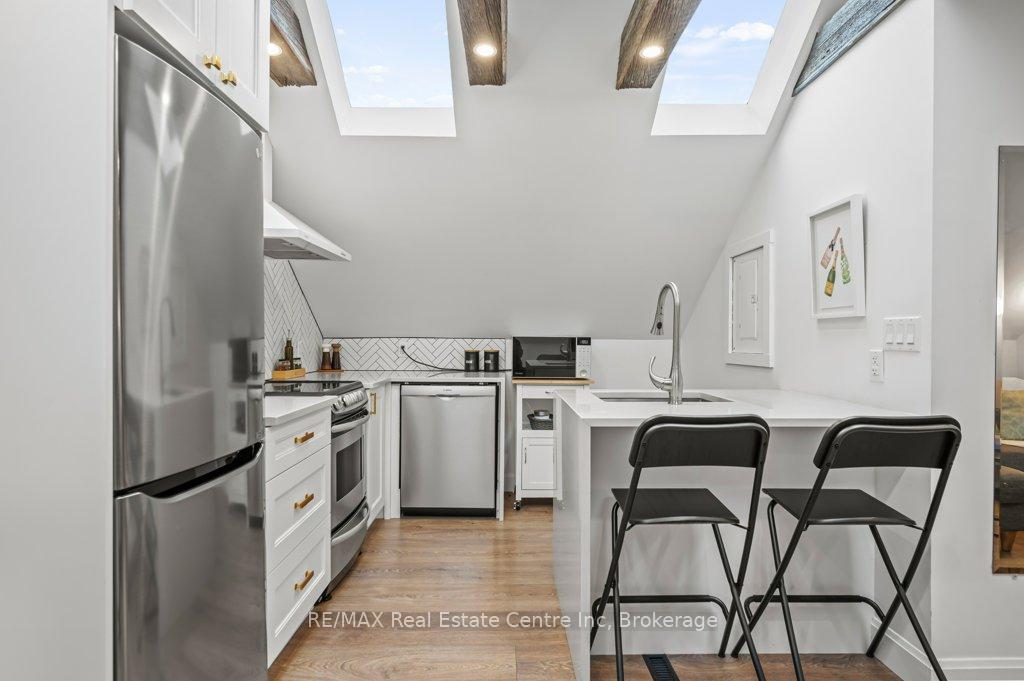 Photo 18 of 11 Mansion Street, Kitchener — HOMEH