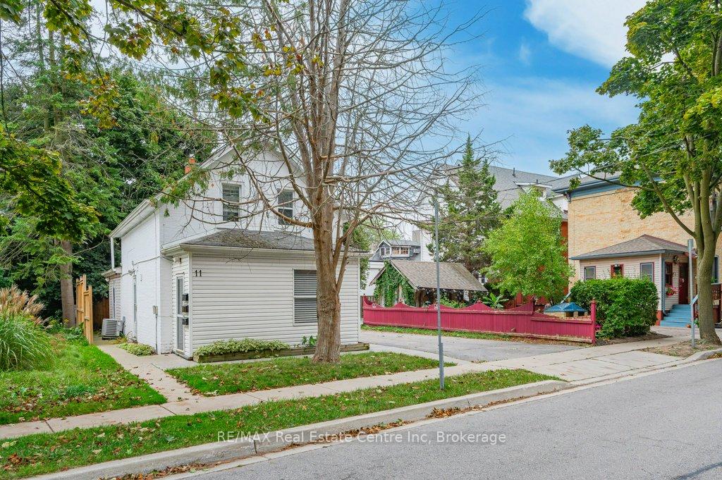 Photo 31 of 11 Mansion Street, Kitchener — HOMEH