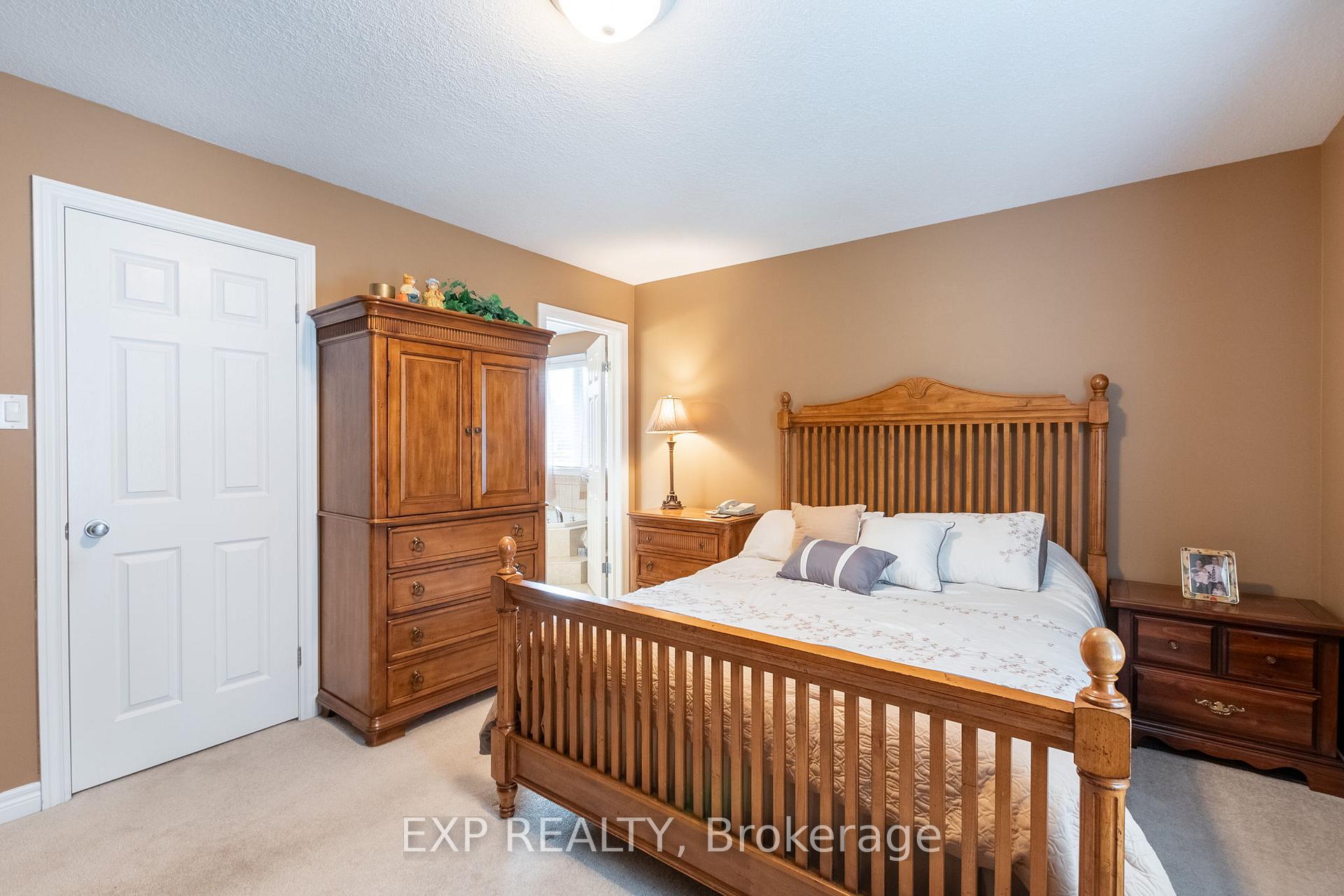 Photo 14 of 129 Simcoe Avenue, Middlesex Centre, Komoka — HOMEH