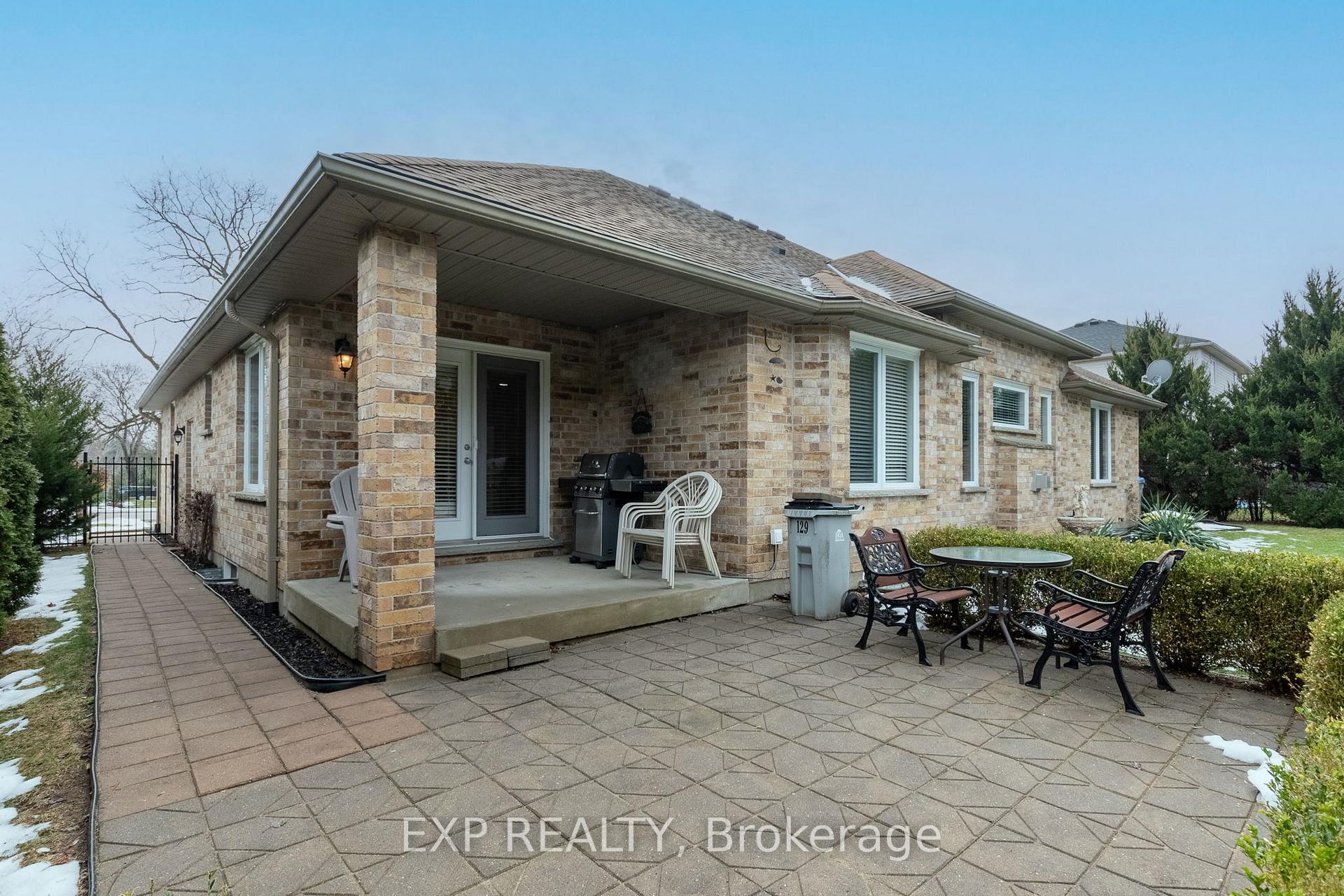 Photo 23 of 129 Simcoe Avenue, Middlesex Centre, Komoka — HOMEH