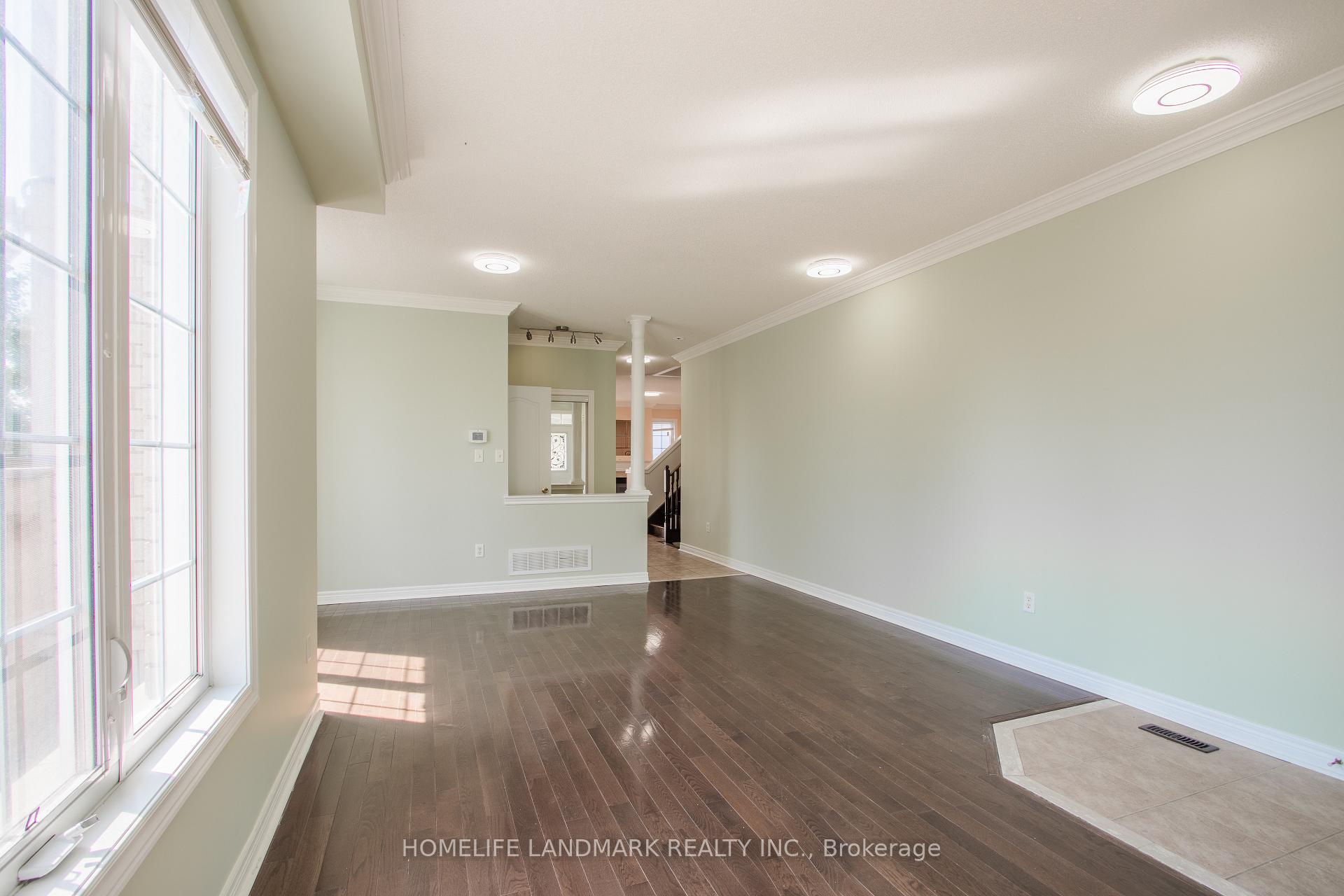 Photo 4 of Unit (Main), 58 Pillar Rock Crescent, Markham, Victoria Manor-Jennings Gate — HOMEH