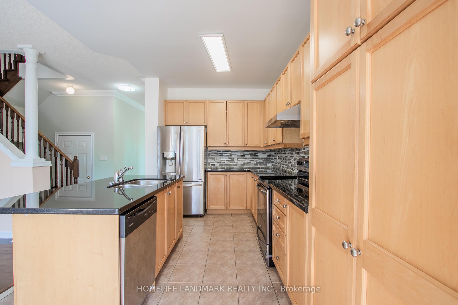 Photo 12 of Unit (Main), 58 Pillar Rock Crescent, Markham, Victoria Manor-Jennings Gate — HOMEH