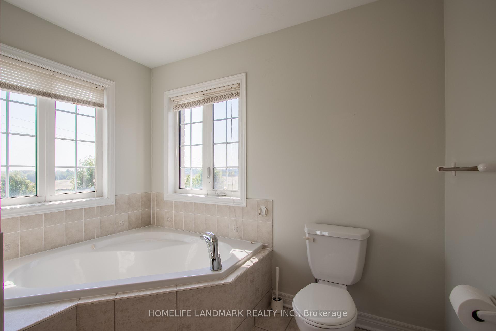 Photo 20 of Unit (Main), 58 Pillar Rock Crescent, Markham, Victoria Manor-Jennings Gate — HOMEH
