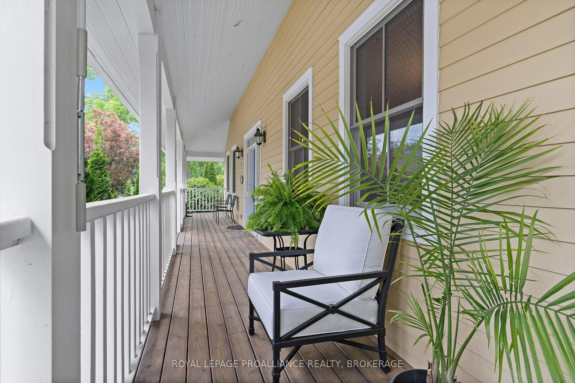 Photo 8 of 222 Green Bay Road, Kingston, Kingston East (Incl Barret Crt) — HOMEH