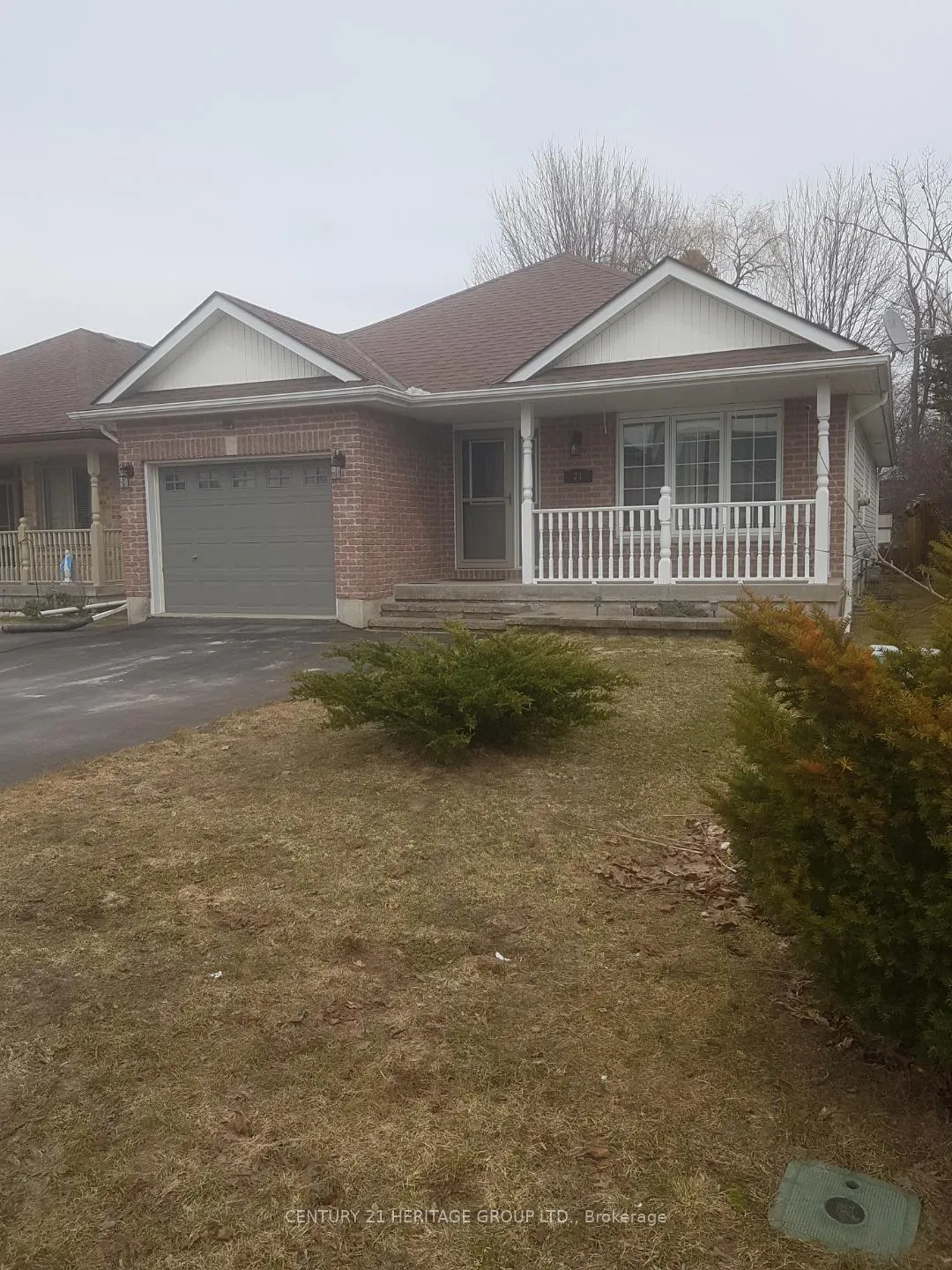Photo 1 of 71 Finch Drive, Belleville, Belleville Ward — HOMEH