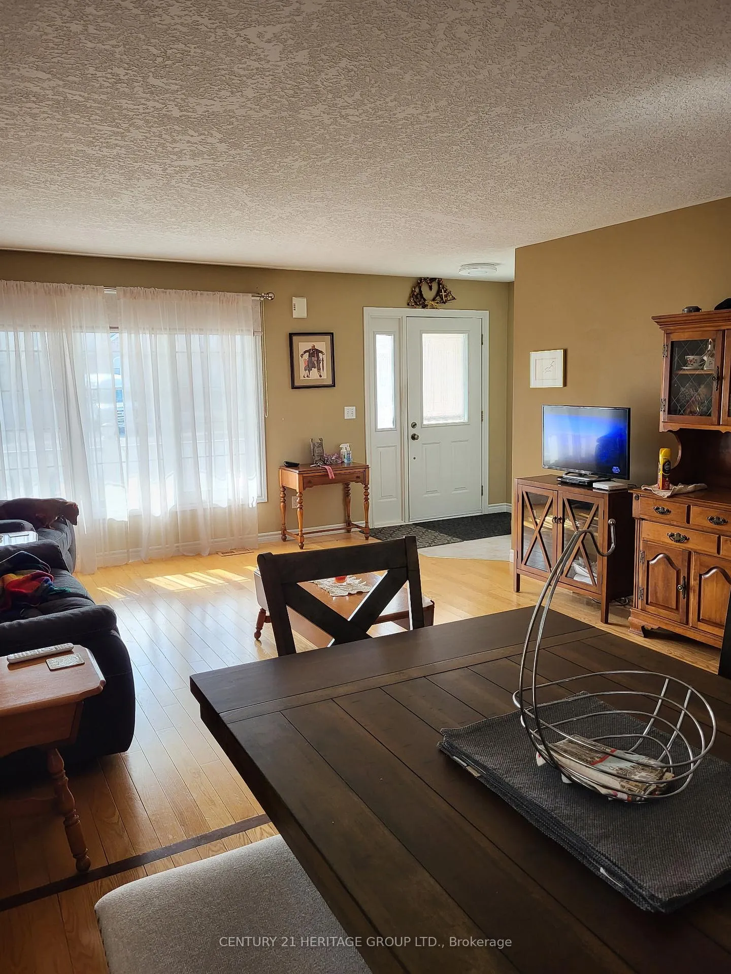 Photo 9 of 71 Finch Drive, Belleville, Belleville Ward — HOMEH