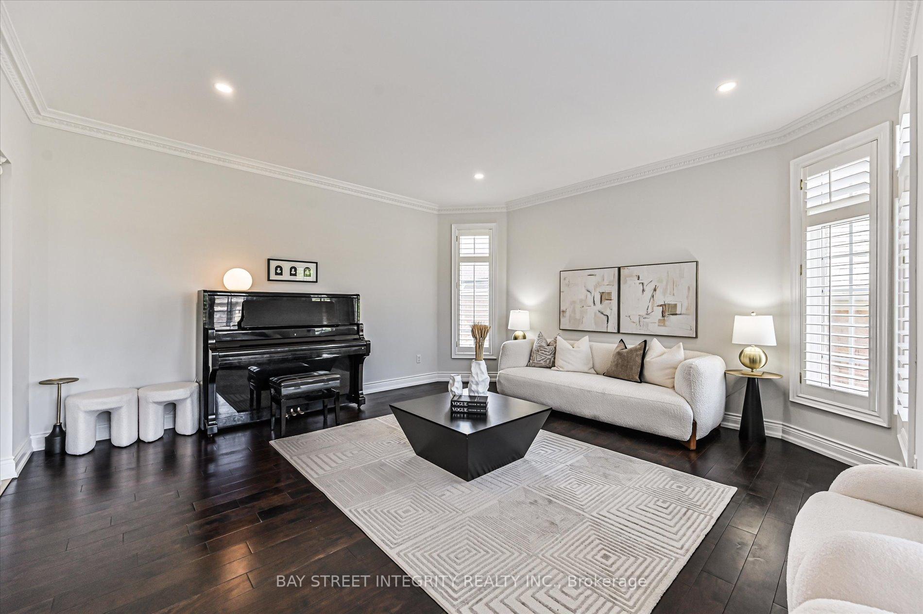 Photo 4 of 124 Spring Blossom Crescent, Markham, Cachet — HOMEH