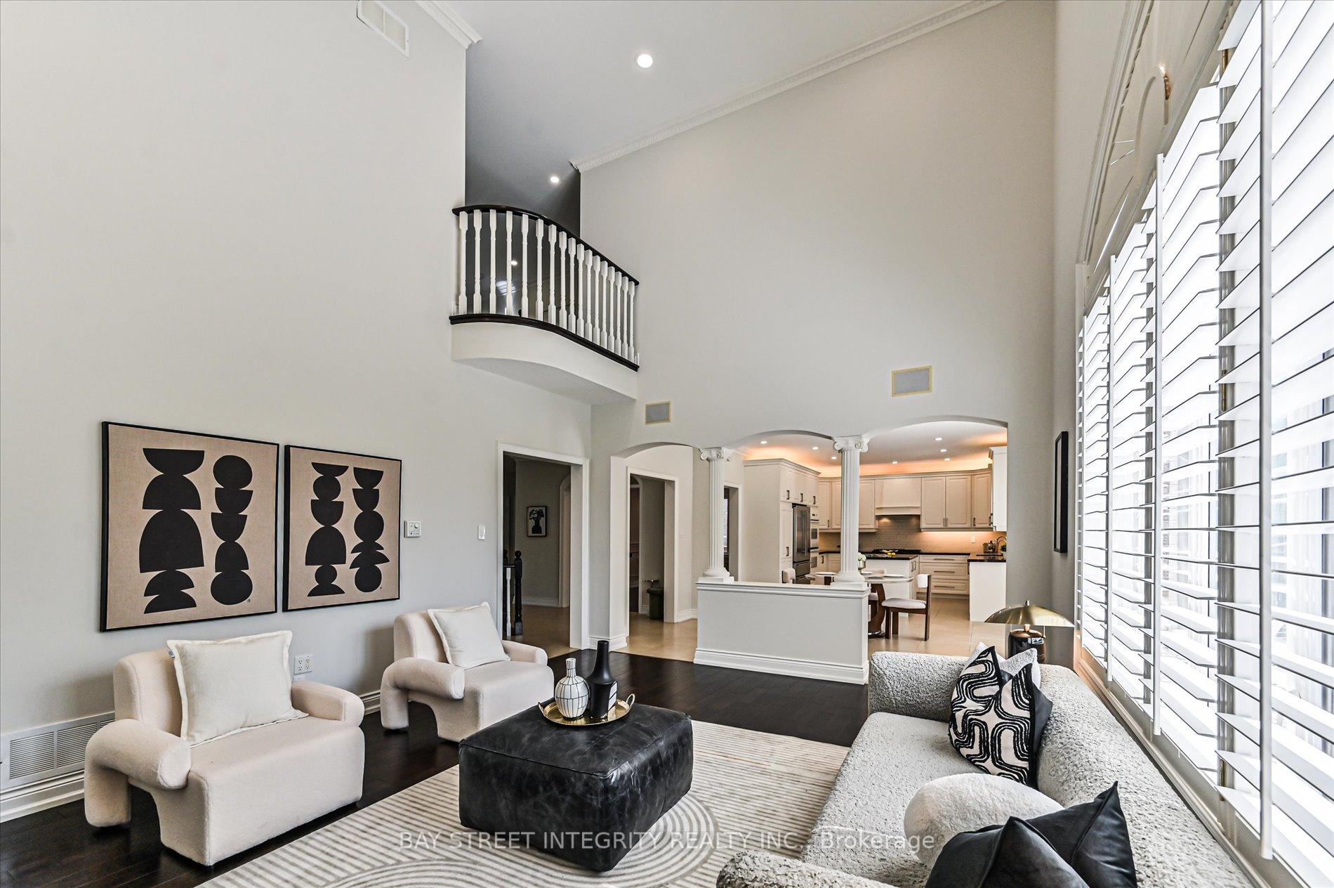 Photo 11 of 124 Spring Blossom Crescent, Markham, Cachet — HOMEH