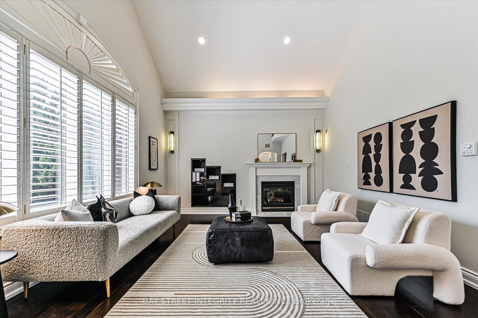 Photo 12 of 124 Spring Blossom Crescent, Markham, Cachet — HOMEH