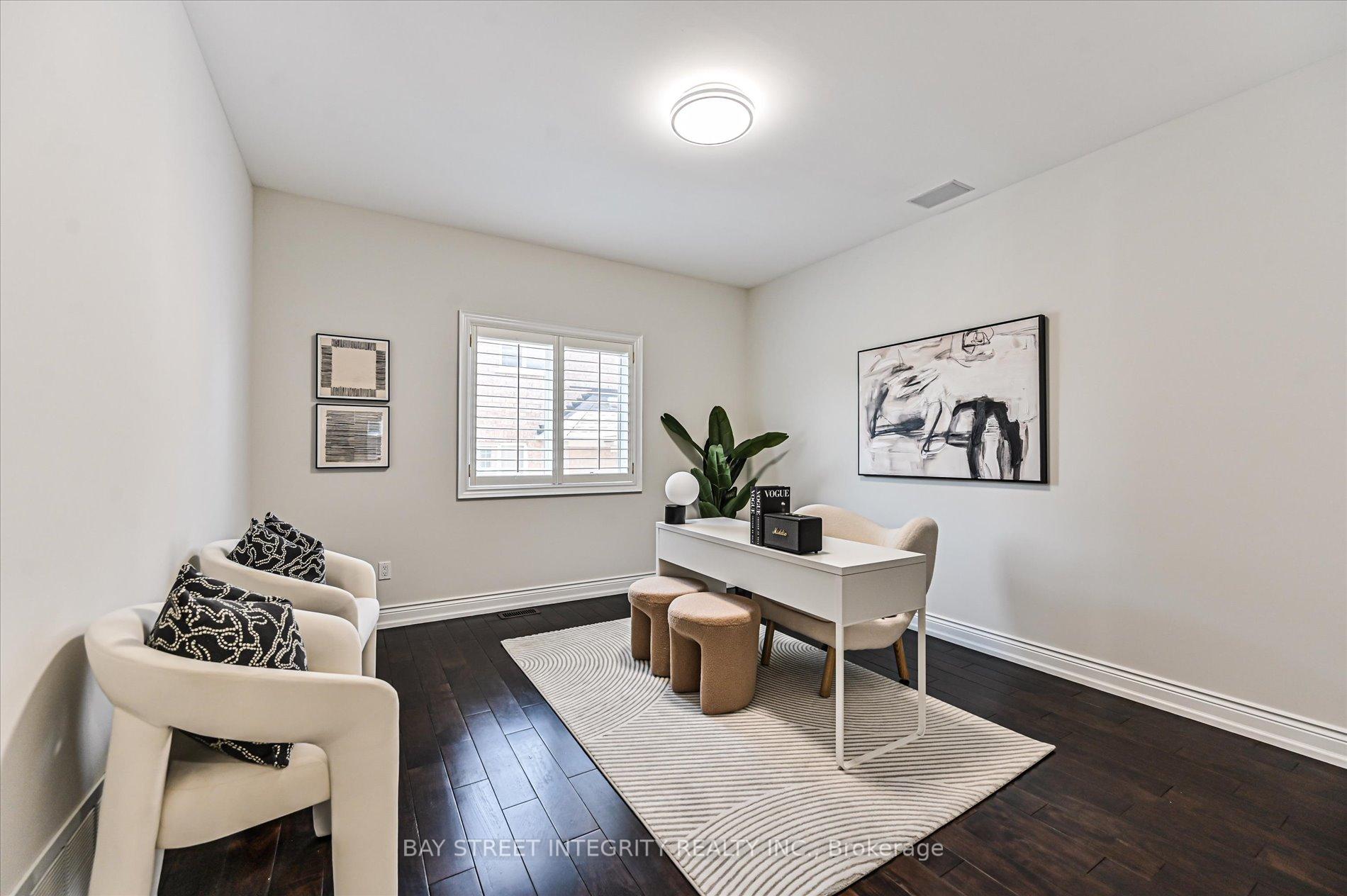 Photo 15 of 124 Spring Blossom Crescent, Markham, Cachet — HOMEH