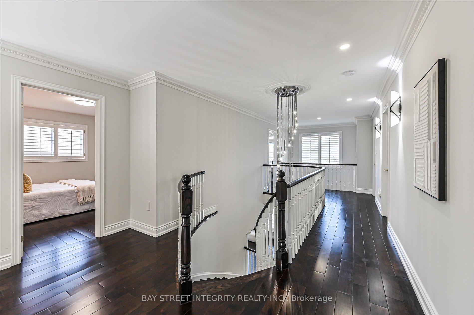 Photo 18 of 124 Spring Blossom Crescent, Markham, Cachet — HOMEH