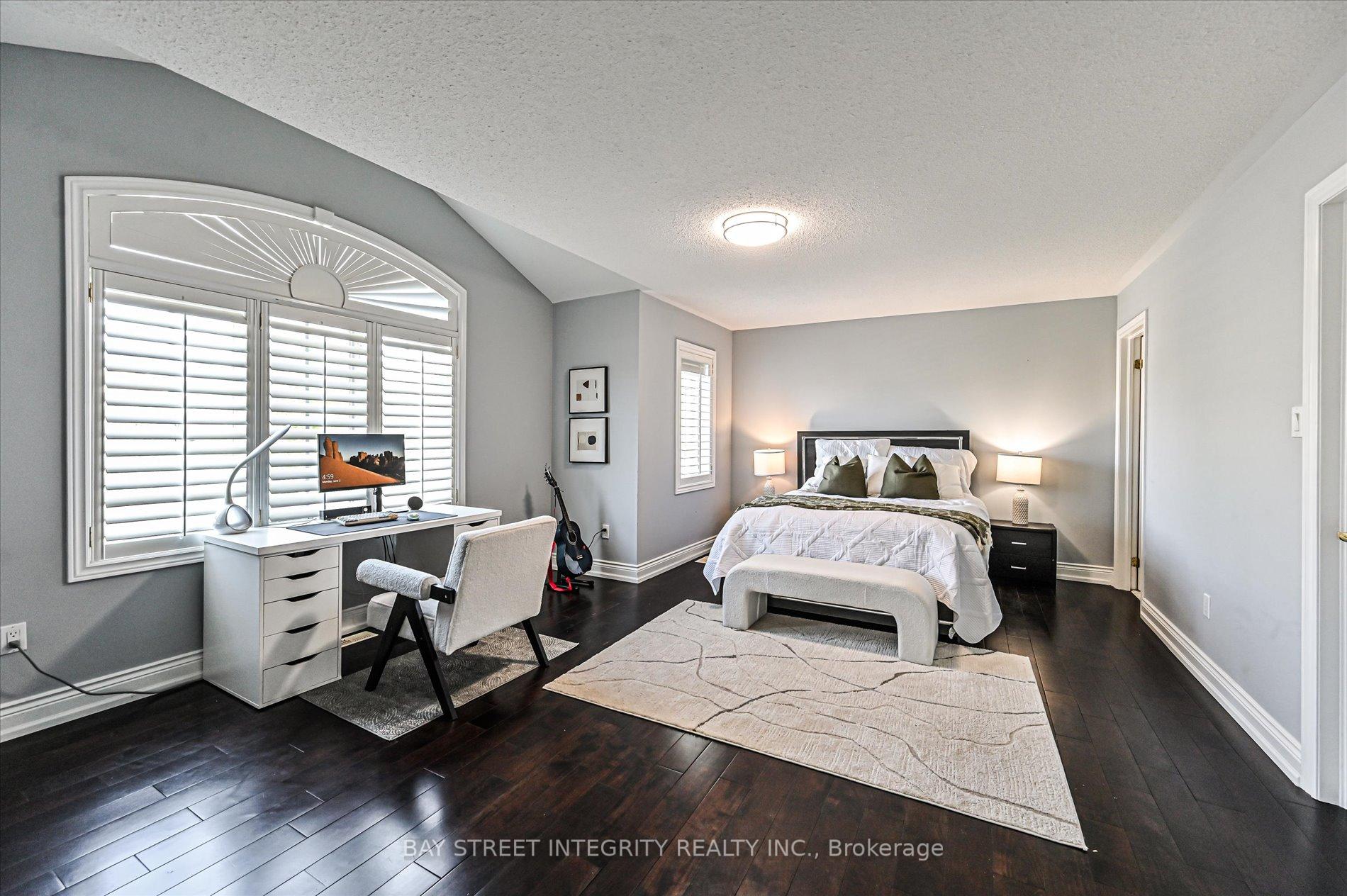 Photo 25 of 124 Spring Blossom Crescent, Markham, Cachet — HOMEH