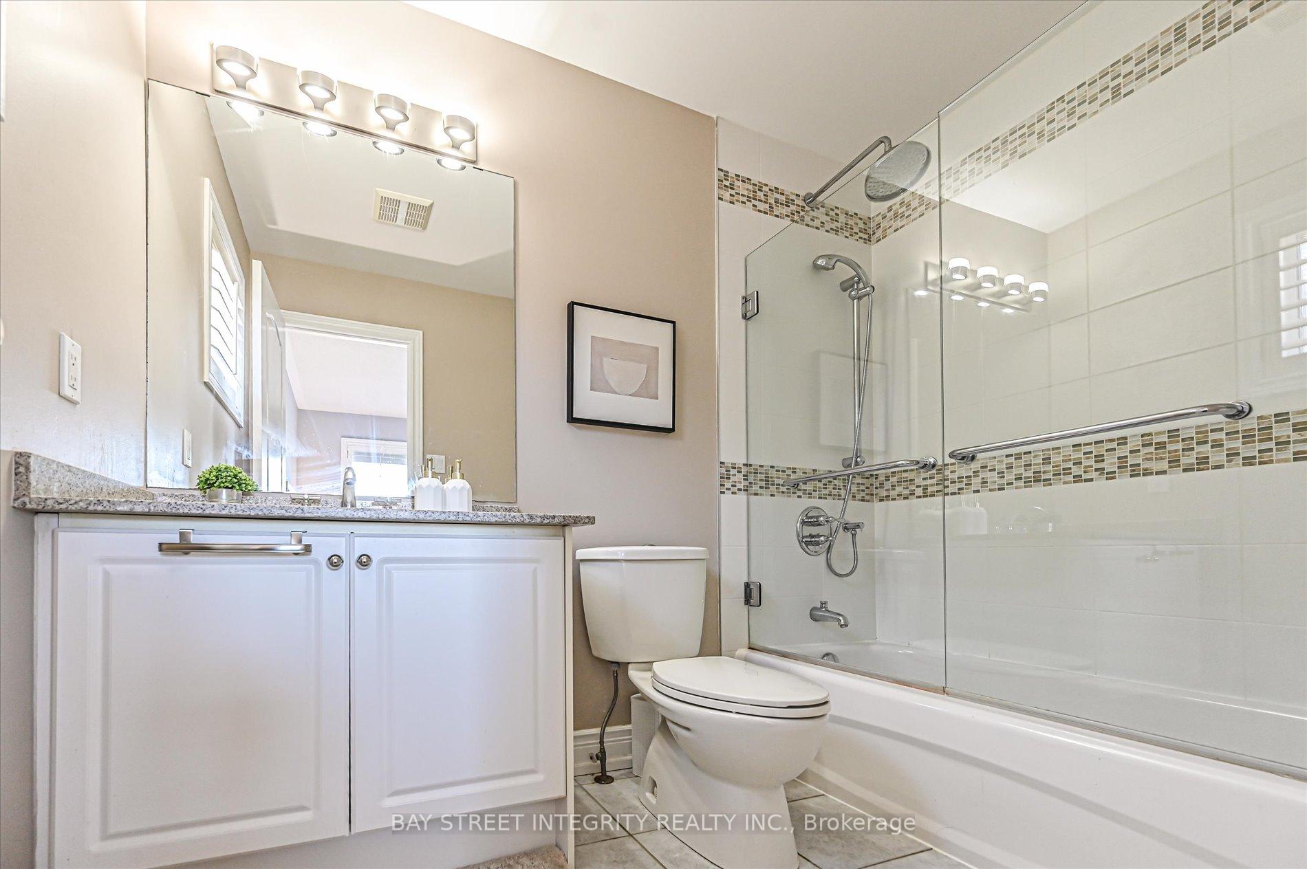 Photo 26 of 124 Spring Blossom Crescent, Markham, Cachet — HOMEH