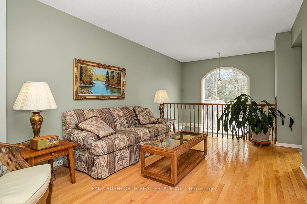 Photo 4 of 44 Springcreek Crescent, Ottawa, Kanata - Bridlewood — HOMEH