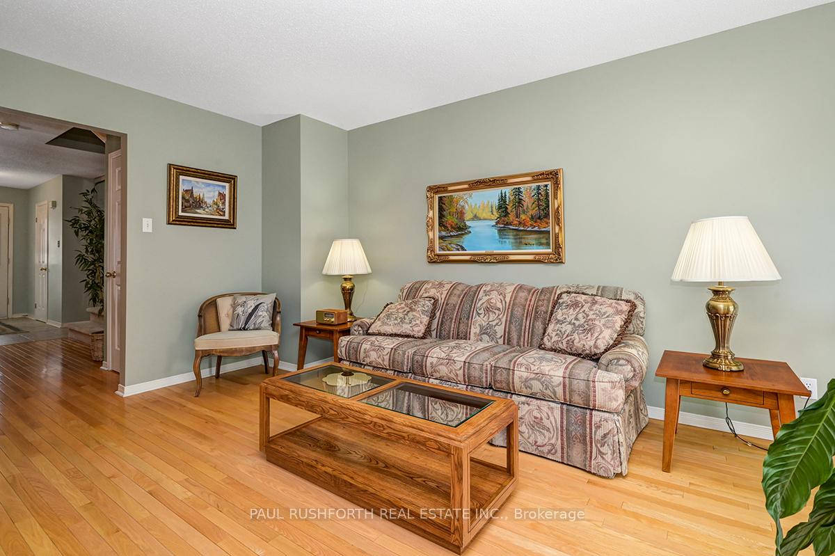 Photo 5 of 44 Springcreek Crescent, Ottawa, Kanata - Bridlewood — HOMEH