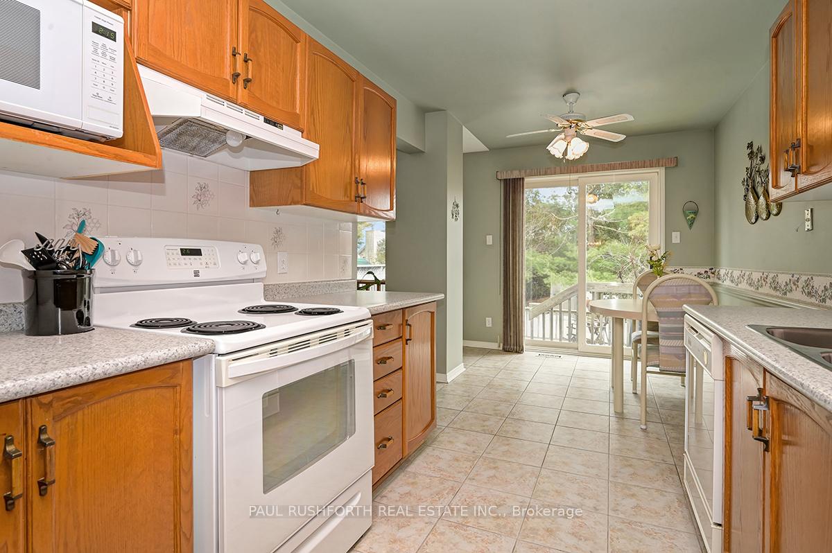 Photo 11 of 44 Springcreek Crescent, Ottawa, Kanata - Bridlewood — HOMEH
