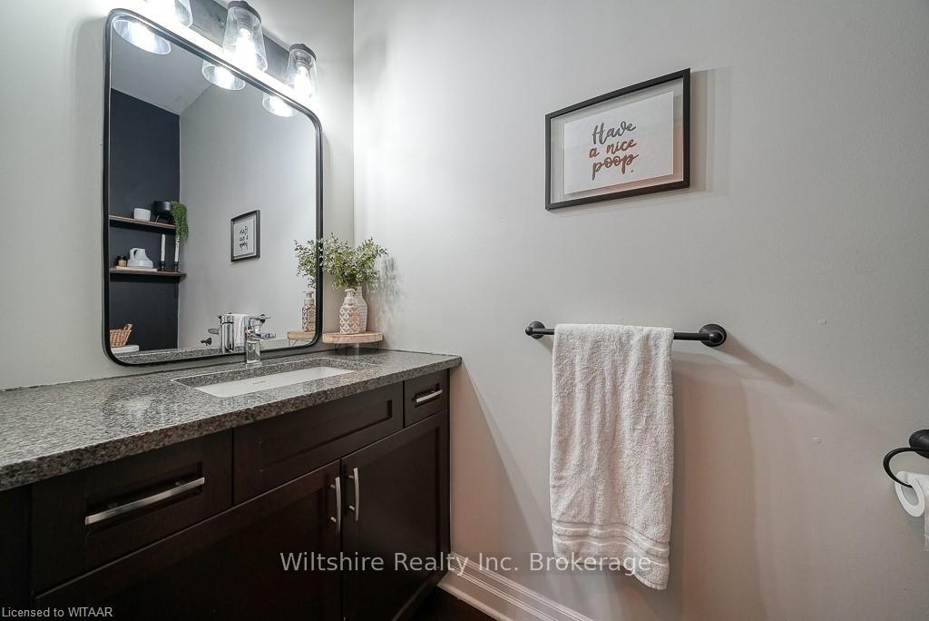 Photo 11 of 82 Fieldstone Crescent N, Middlesex Centre, Komoka — HOMEH