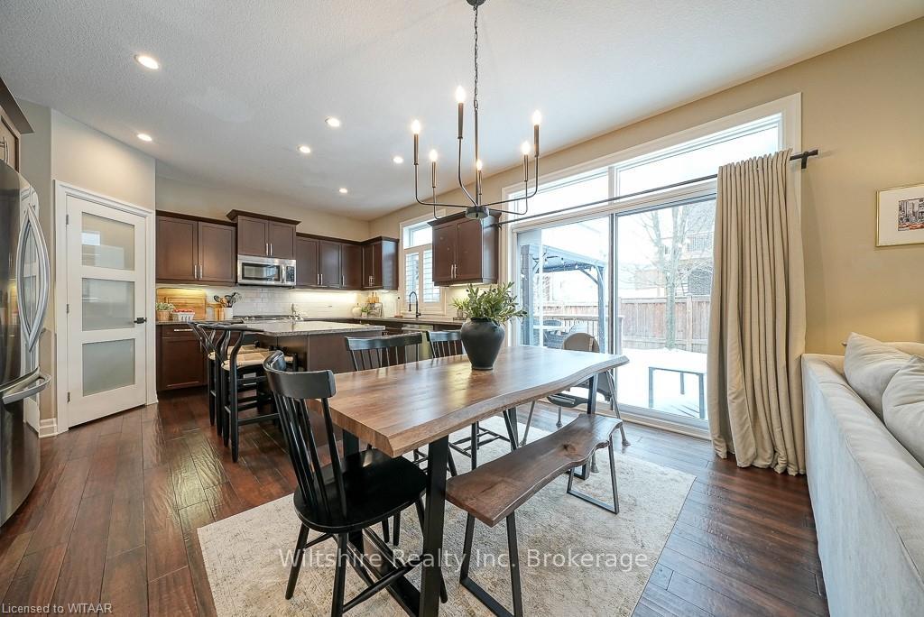 Photo 14 of 82 Fieldstone Crescent N, Middlesex Centre, Komoka — HOMEH