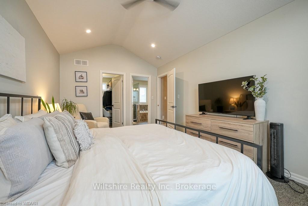 Photo 22 of 82 Fieldstone Crescent N, Middlesex Centre, Komoka — HOMEH