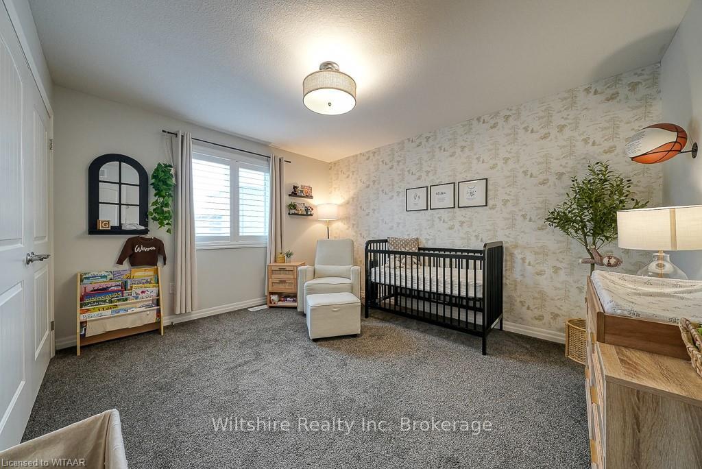 Photo 28 of 82 Fieldstone Crescent N, Middlesex Centre, Komoka — HOMEH