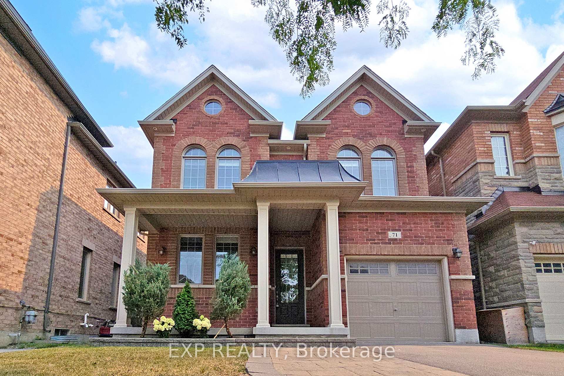 Photo 1 of 71 Manila Avenue, Markham, Berczy — HOMEH