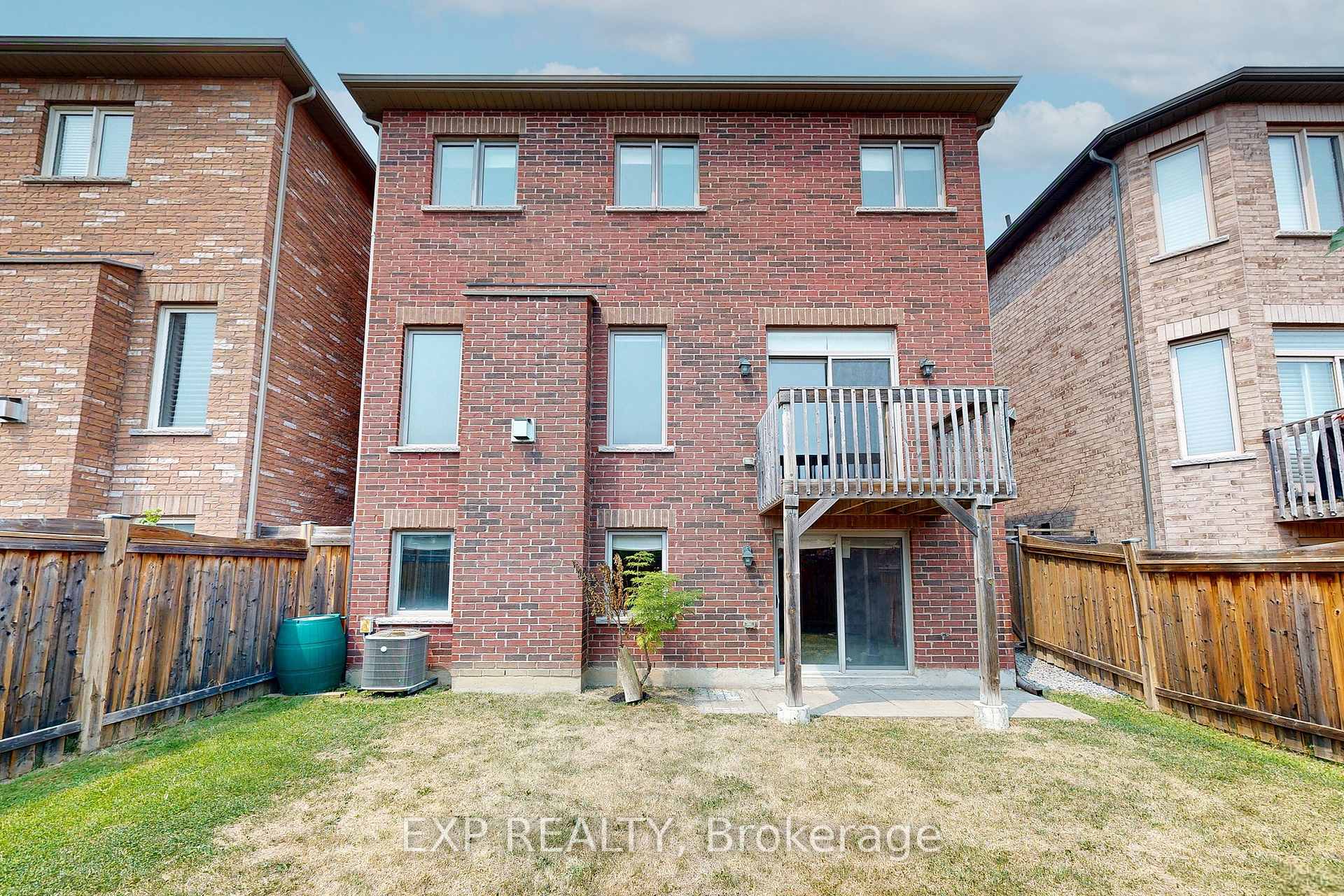Photo 18 of 71 Manila Avenue, Markham, Berczy — HOMEH