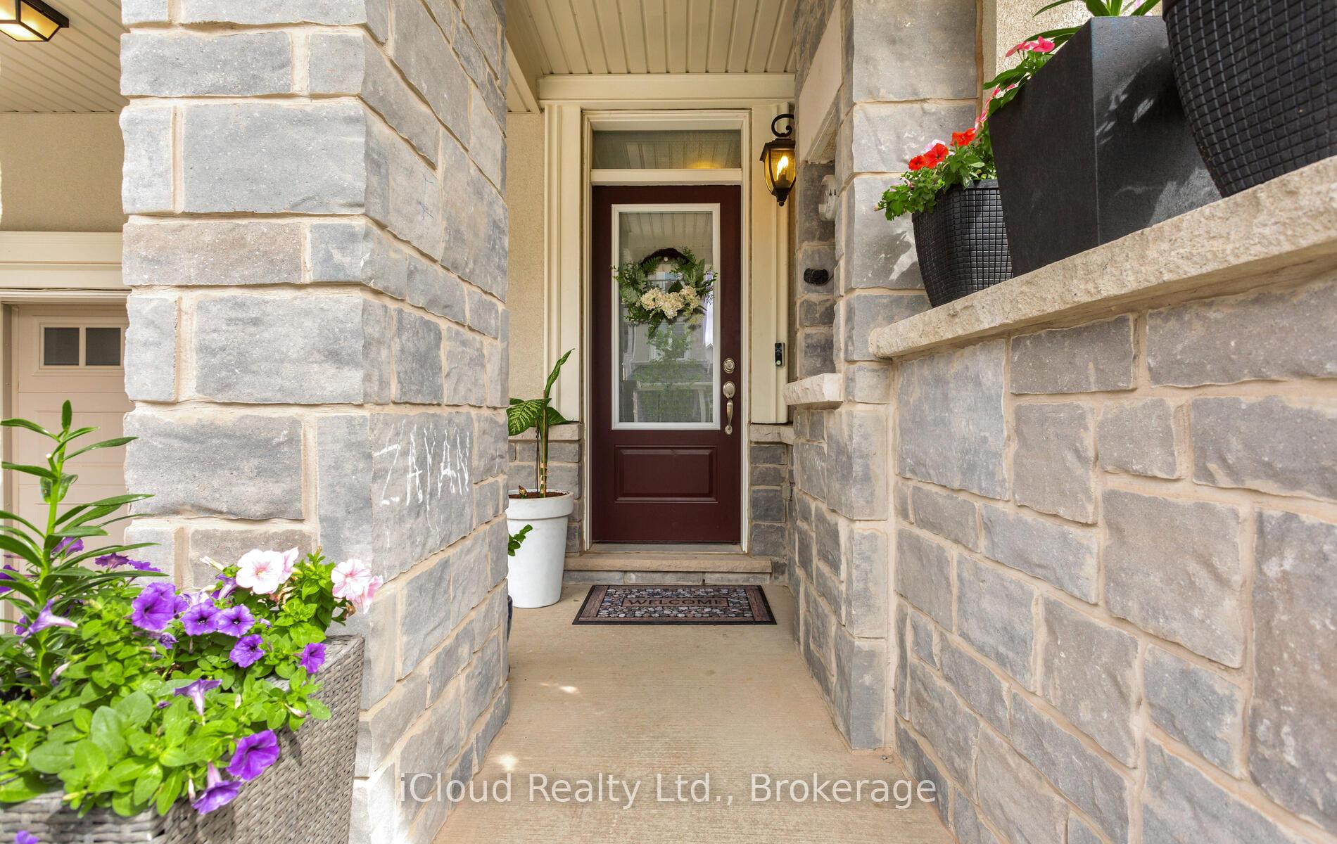 Photo 7 of 1562 Denison Place, Milton, Bowes — HOMEH