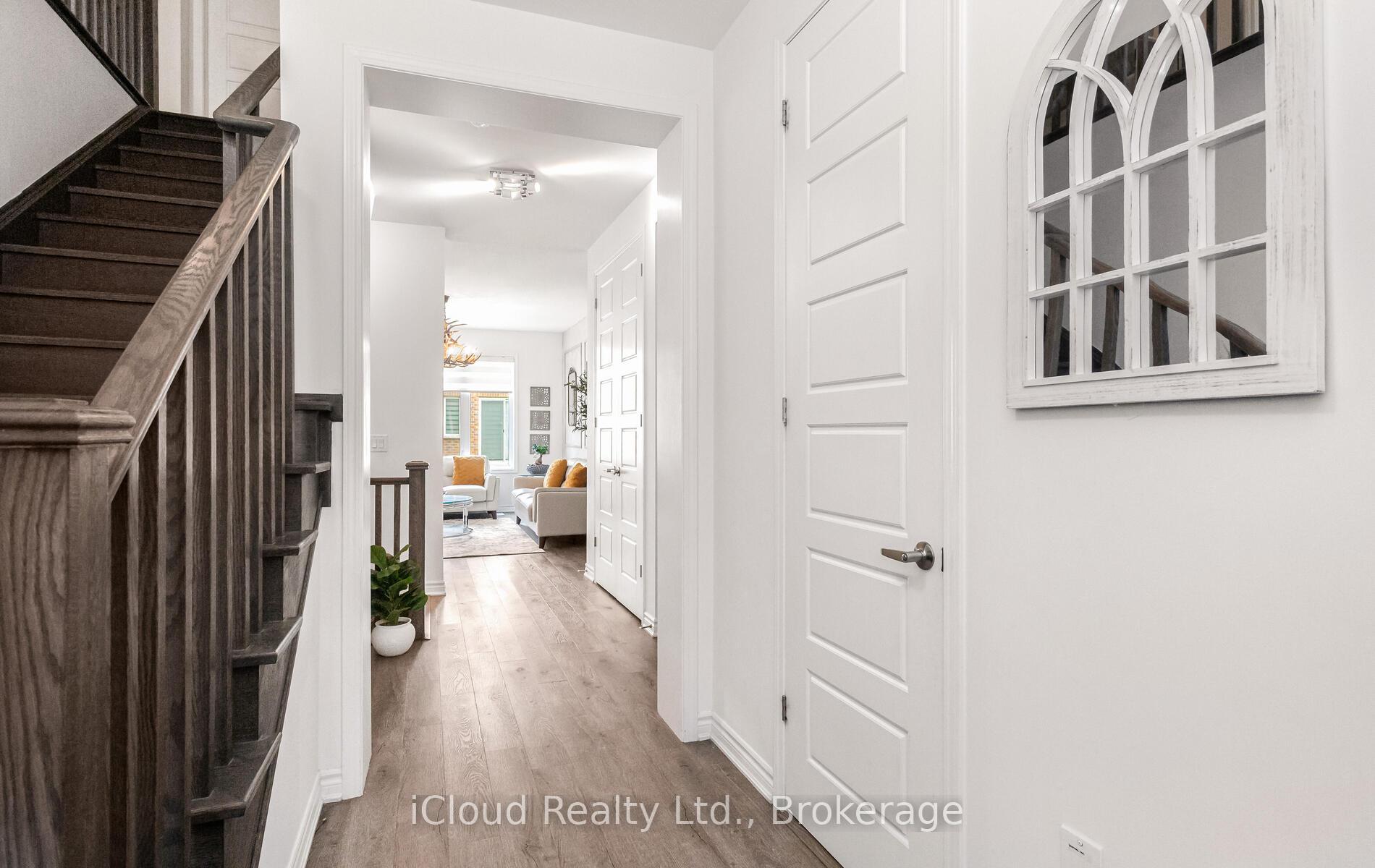 Photo 10 of 1562 Denison Place, Milton, Bowes — HOMEH