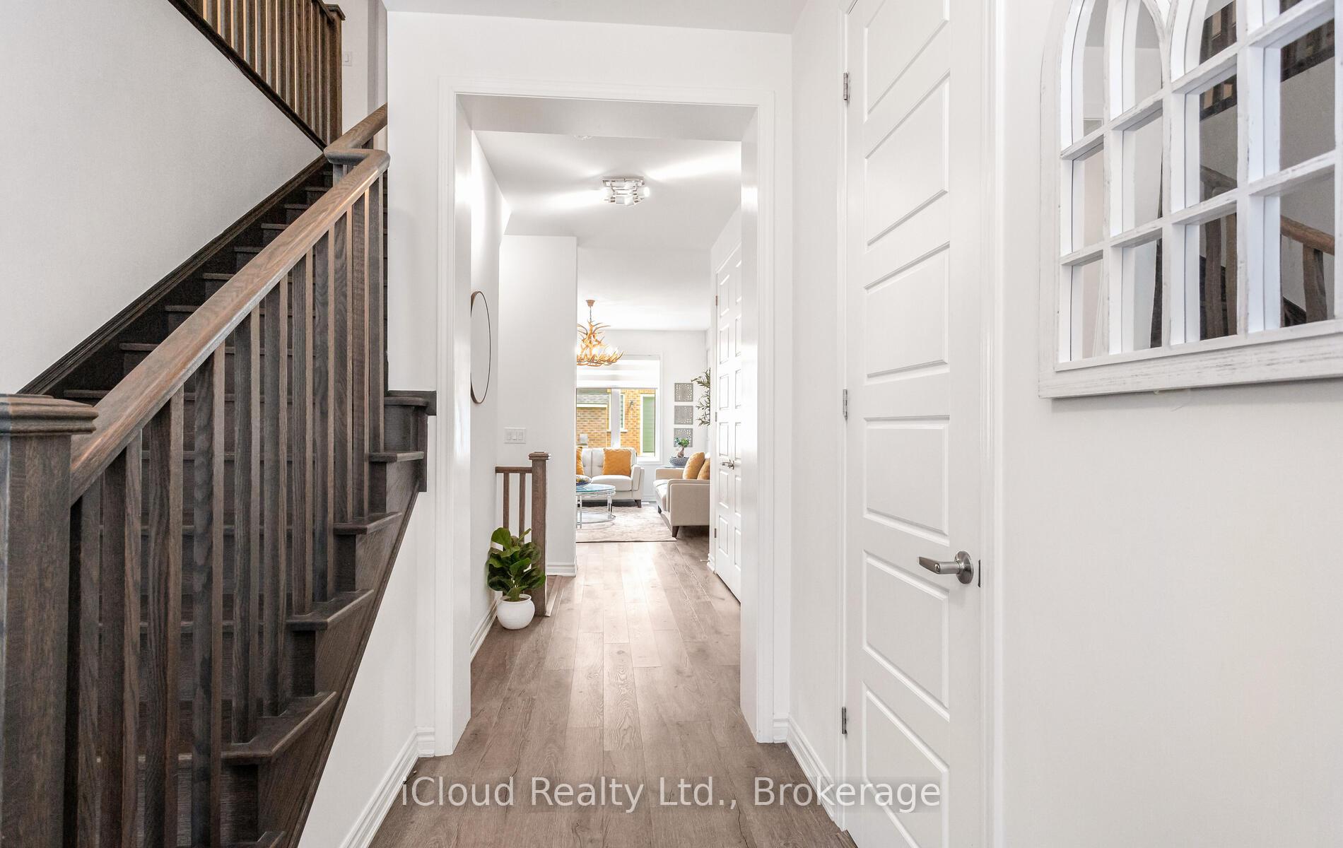Photo 11 of 1562 Denison Place, Milton, Bowes — HOMEH