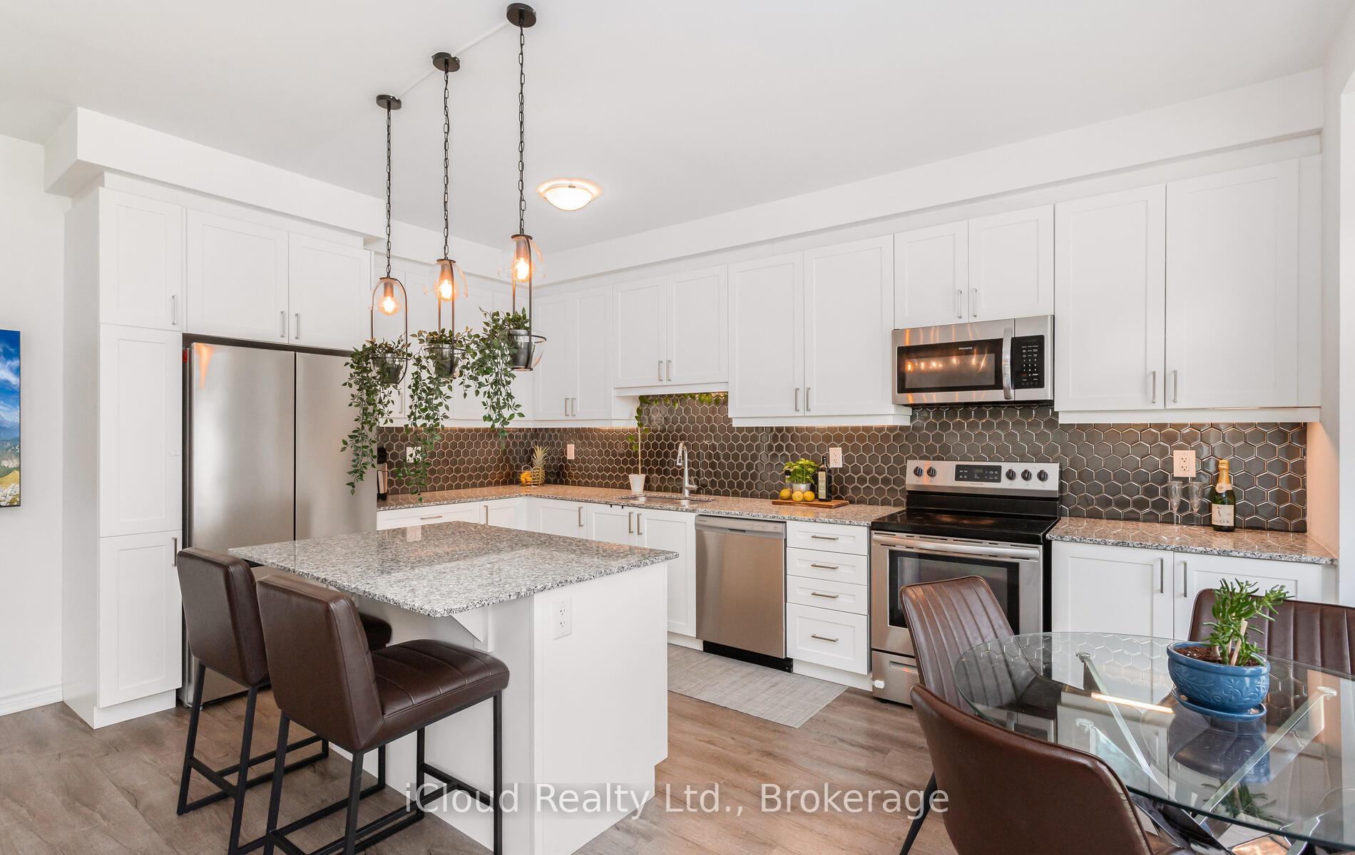 Photo 22 of 1562 Denison Place, Milton, Bowes — HOMEH