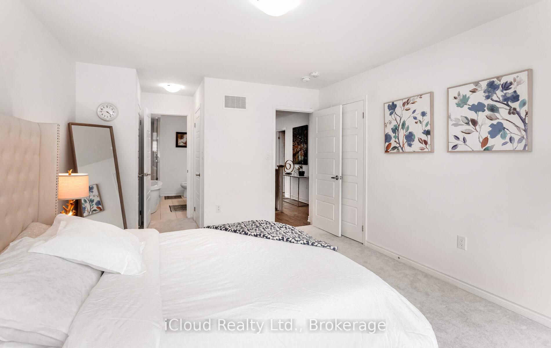 Photo 44 of 1562 Denison Place, Milton, Bowes — HOMEH