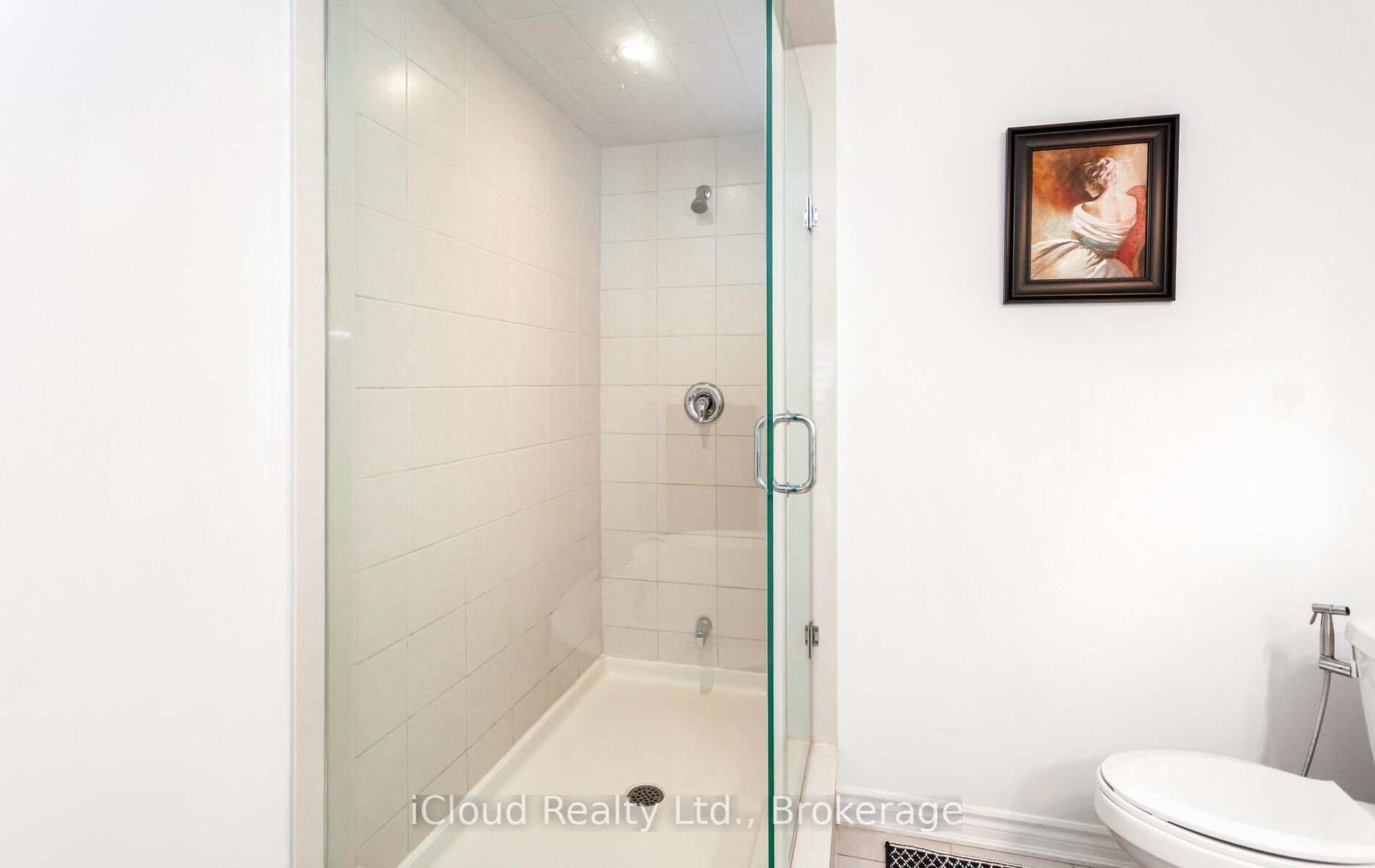 Photo 48 of 1562 Denison Place, Milton, Bowes — HOMEH