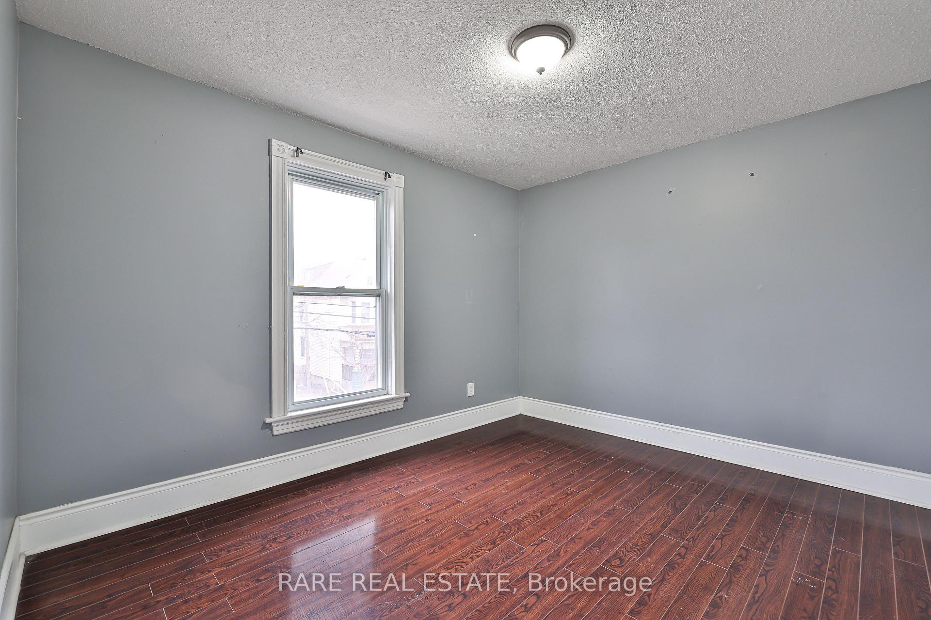 Photo 20 of Unit Upper, 645 Wilson Street, Hamilton, Gibson — HOMEH