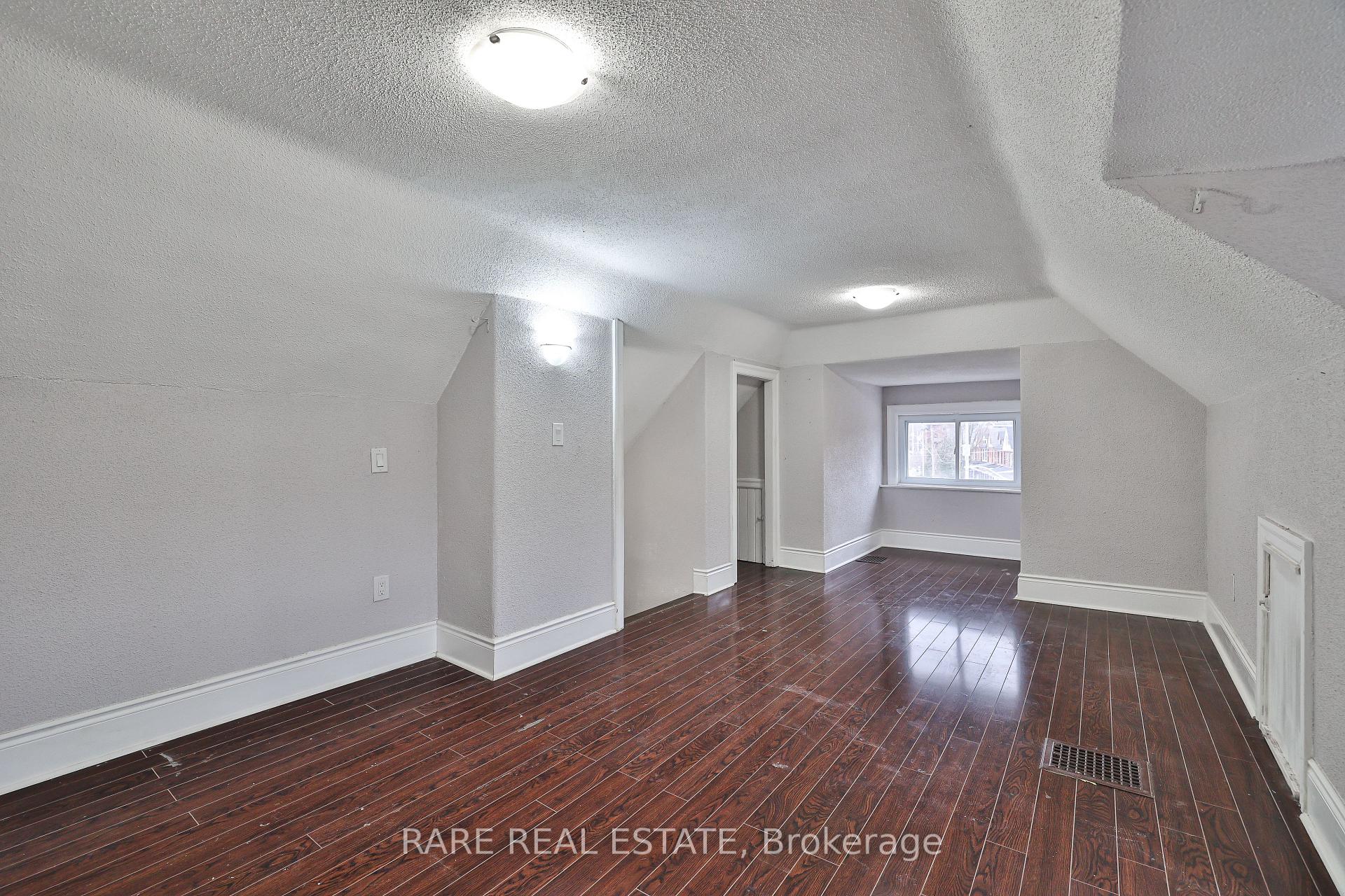 Photo 26 of Unit Upper, 645 Wilson Street, Hamilton, Gibson — HOMEH