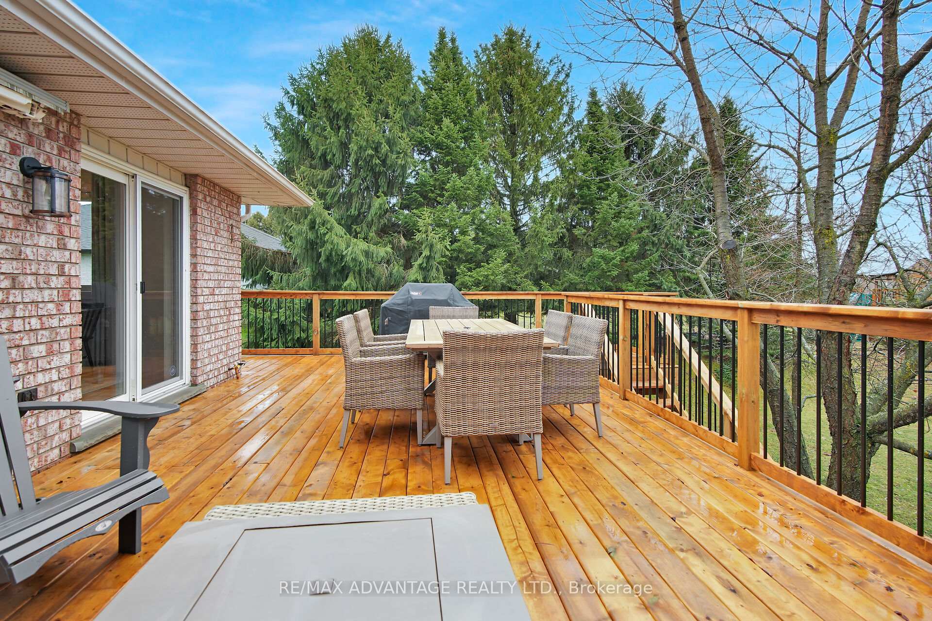 Photo 32 of 126 Brookfield Street, Middlesex Centre, Denfield — HOMEH