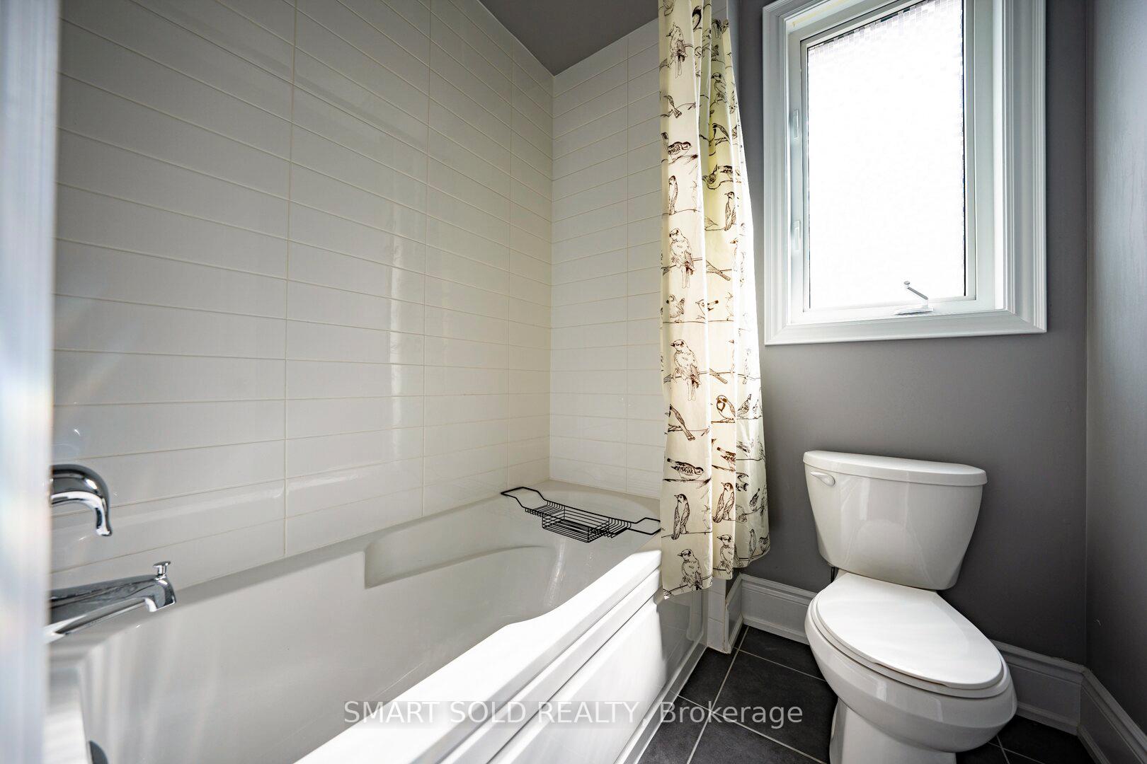 Photo 28 of 16 Beckett Avenue, Markham, Berczy — HOMEH