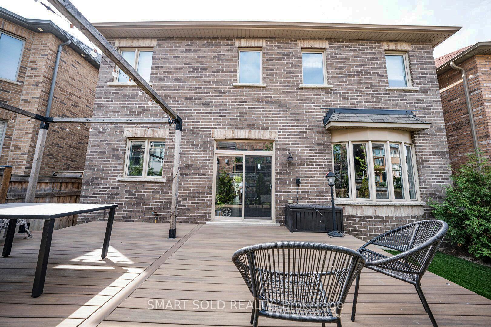 Photo 34 of 16 Beckett Avenue, Markham, Berczy — HOMEH