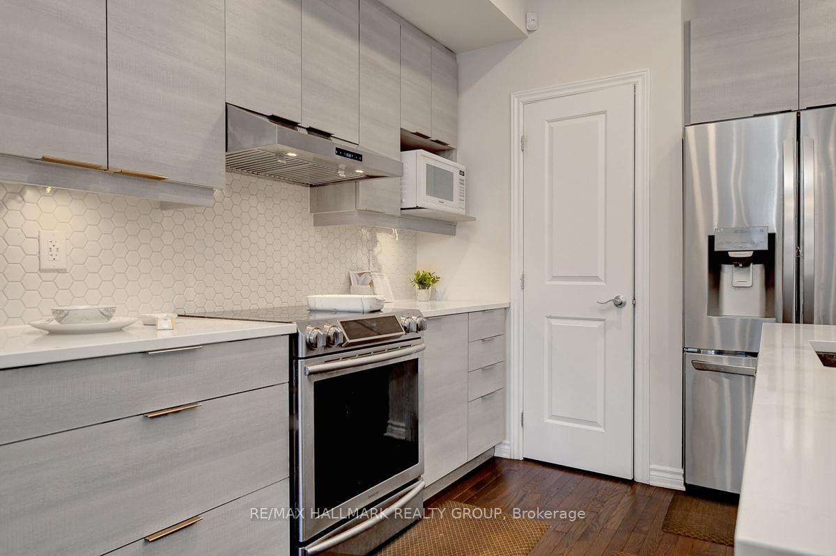 Photo 6 of 201 Tim Sheehan Place, Ottawa, Kanata - Emerald Meadows/Trailwest — HOMEH