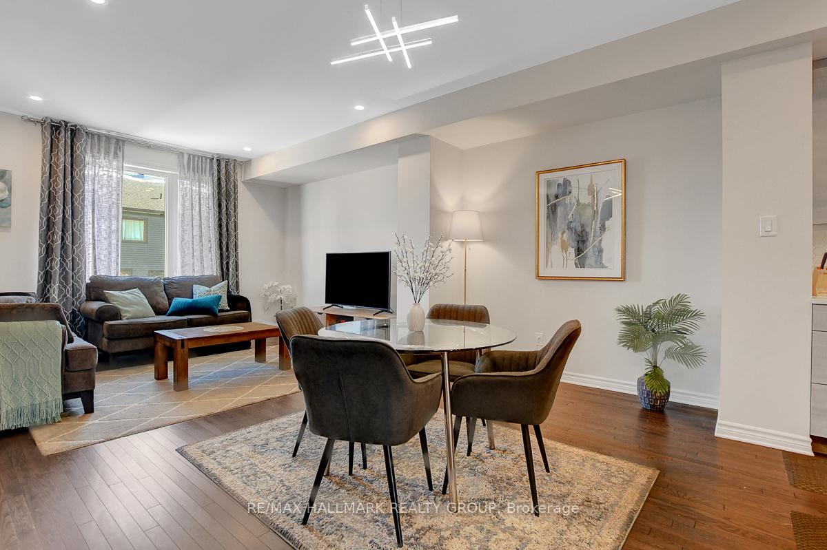 Photo 11 of 201 Tim Sheehan Place, Ottawa, Kanata - Emerald Meadows/Trailwest — HOMEH