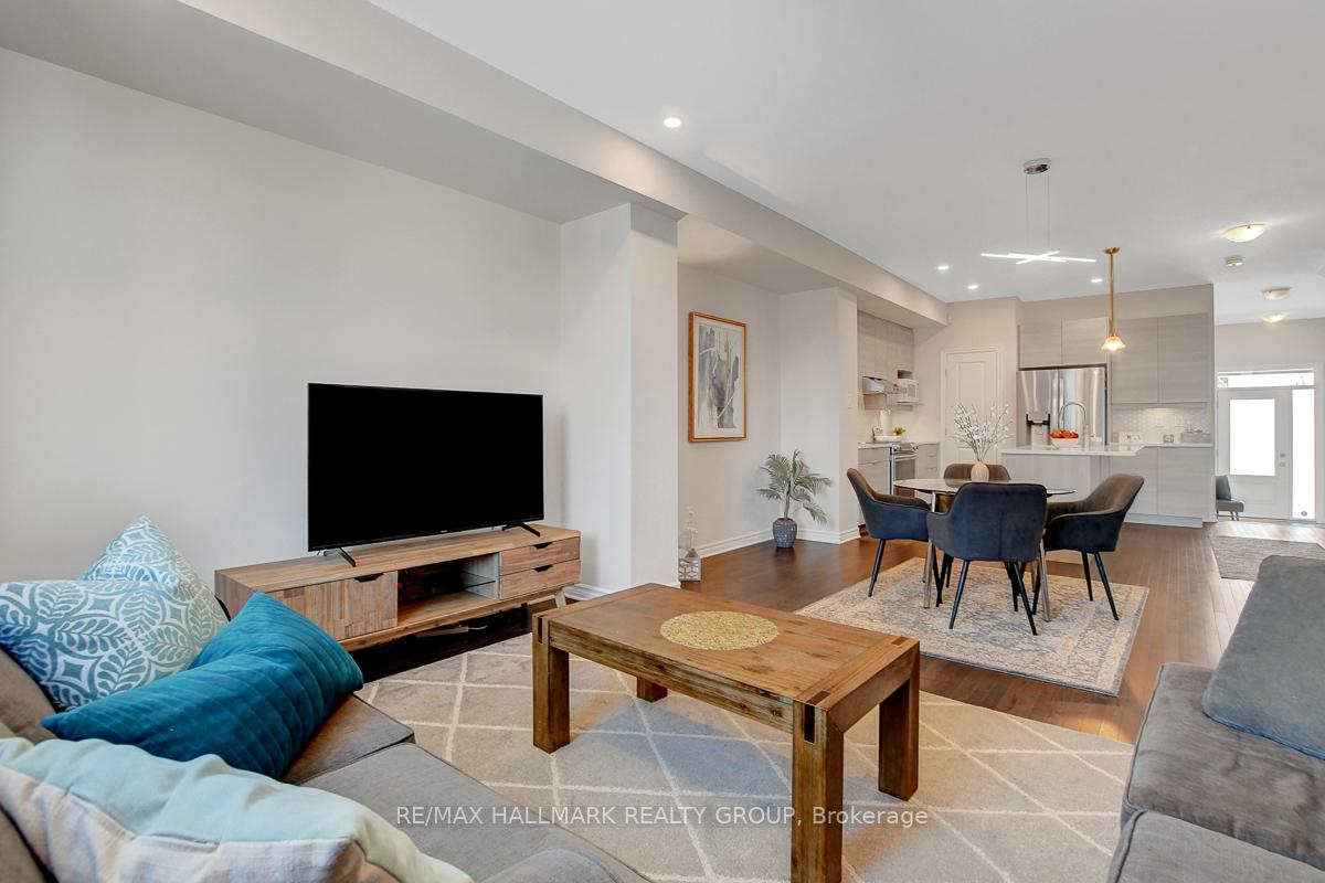 Photo 18 of 201 Tim Sheehan Place, Ottawa, Kanata - Emerald Meadows/Trailwest — HOMEH
