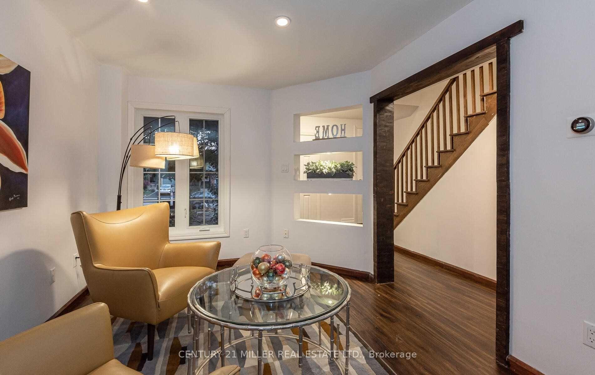 Photo 6 of 117 Niska Drive, Hamilton, Waterdown — HOMEH