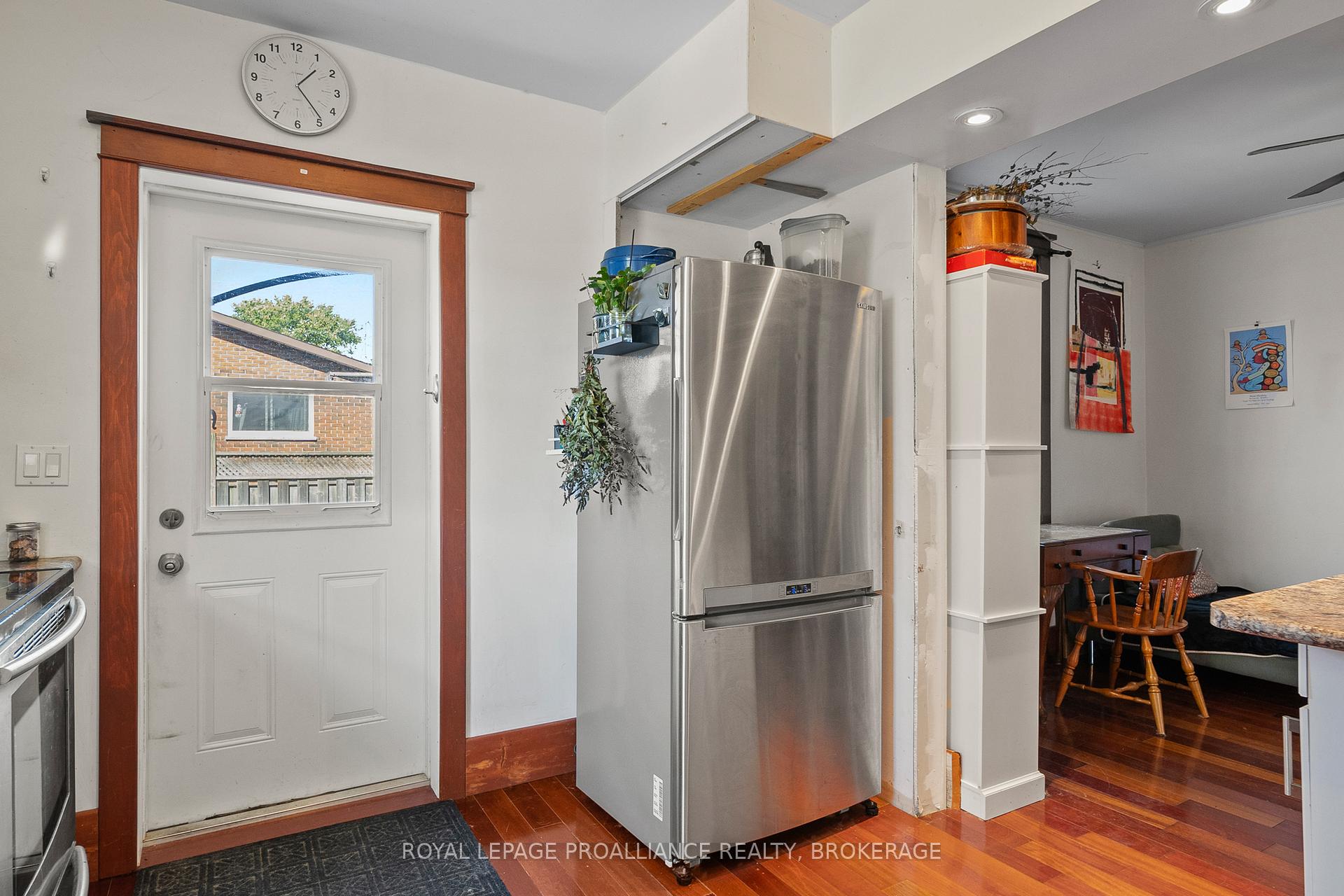 Photo 20 of 57 S Bartlett Street, Kingston, East of Sir John A. Blvd — HOMEH
