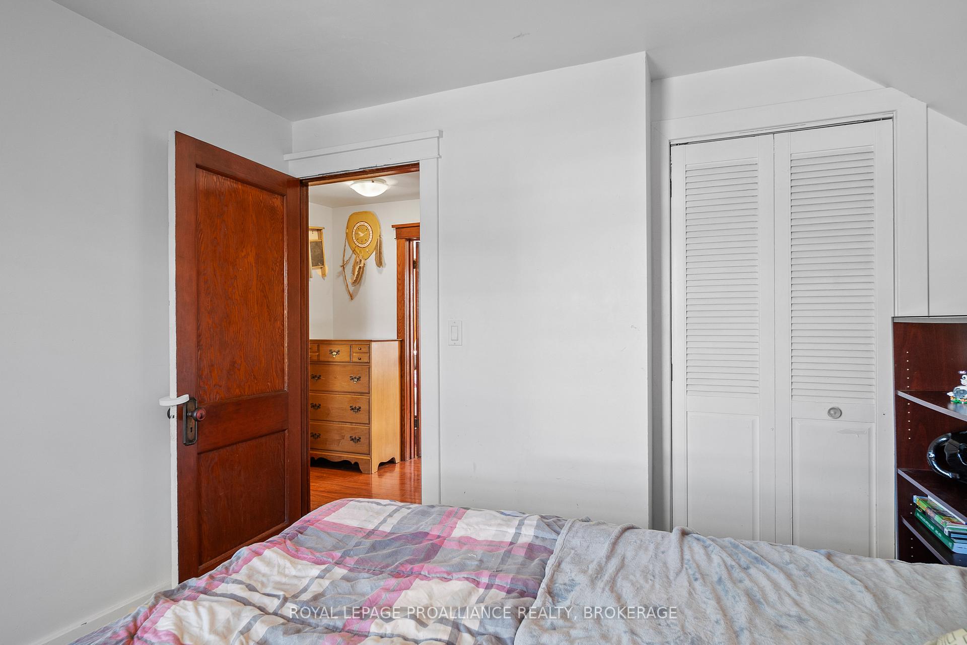 Photo 30 of 57 S Bartlett Street, Kingston, East of Sir John A. Blvd — HOMEH