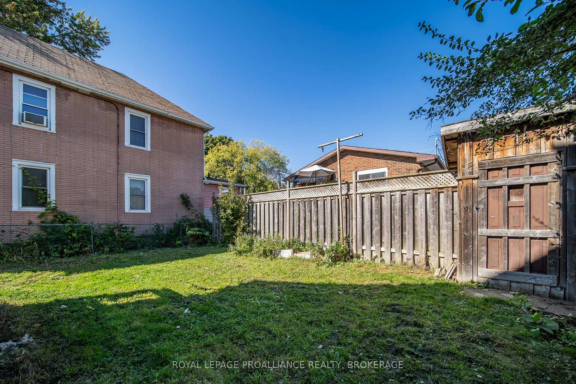Photo 36 of 57 S Bartlett Street, Kingston, East of Sir John A. Blvd — HOMEH