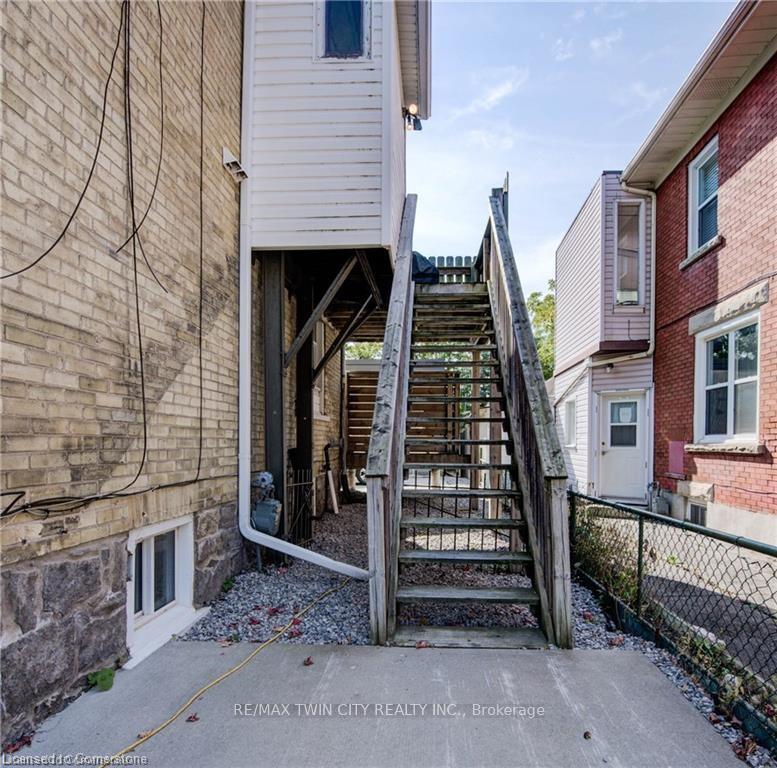 Photo 5 of 203 Breithaupt Street, Kitchener — HOMEH