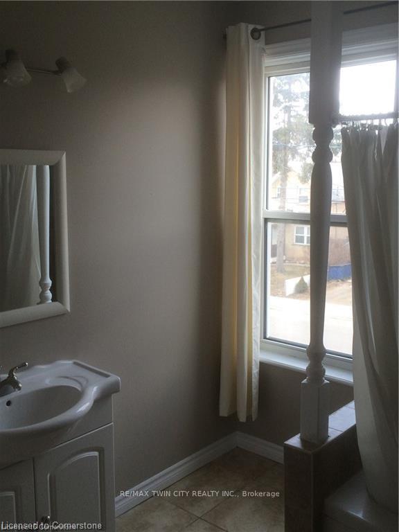 Photo 38 of 203 Breithaupt Street, Kitchener — HOMEH