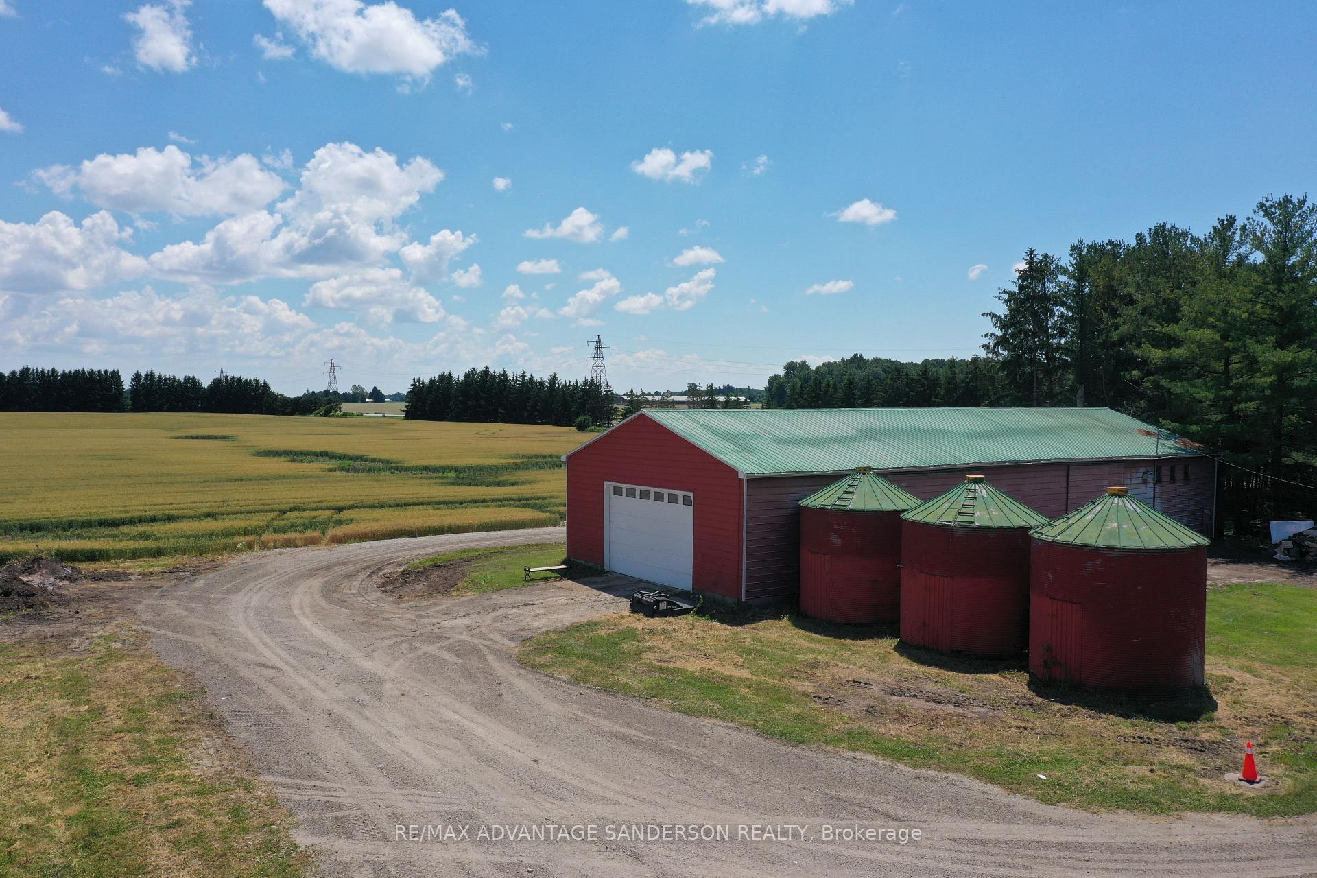 Photo 13 of 22342 Clarke Road, Middlesex Centre, Rural Middlesex Centre — HOMEH