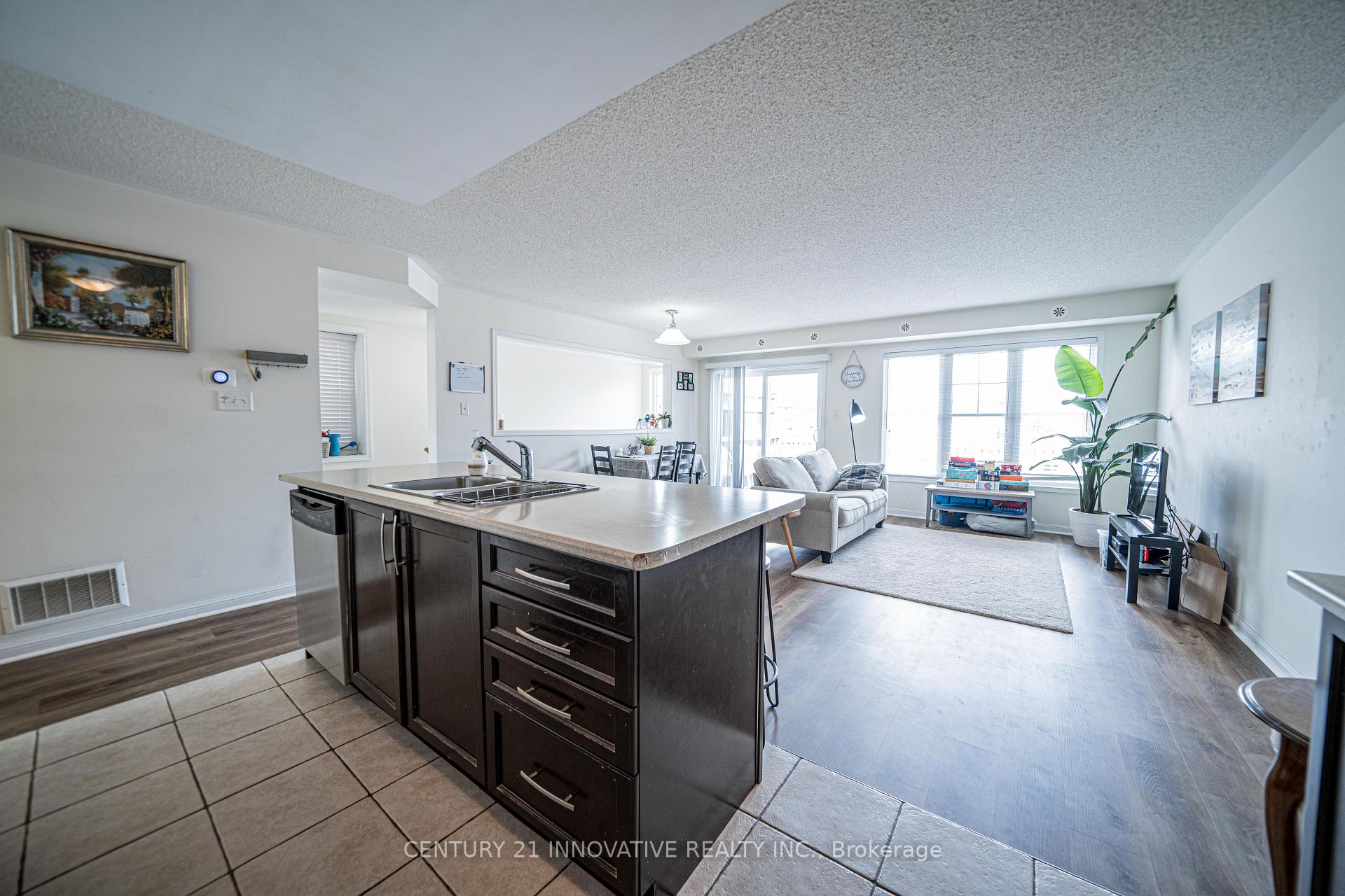 Photo 11 of Unit 1, 3034 Bur Oak Avenue, Markham, Cornell — HOMEH